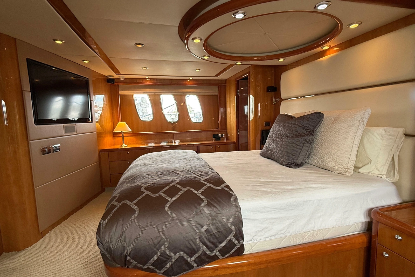 2005 Sunseeker 75 Yacht
