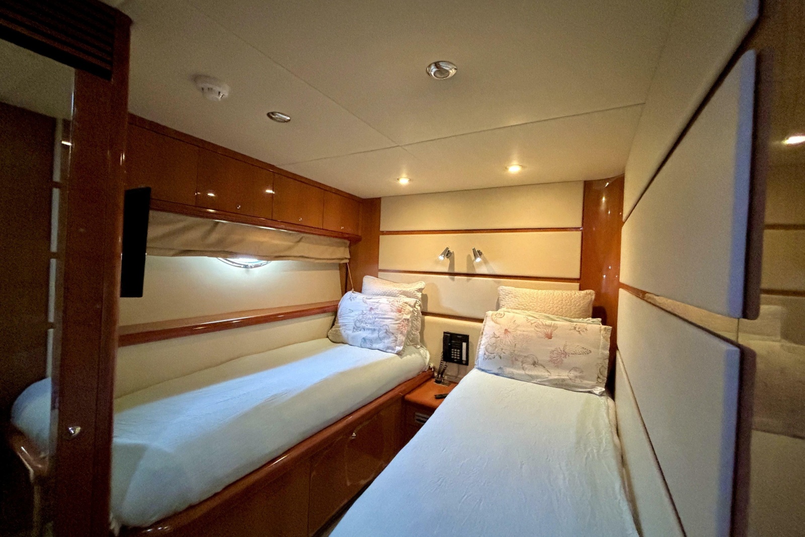 2005 Sunseeker 75 Yacht