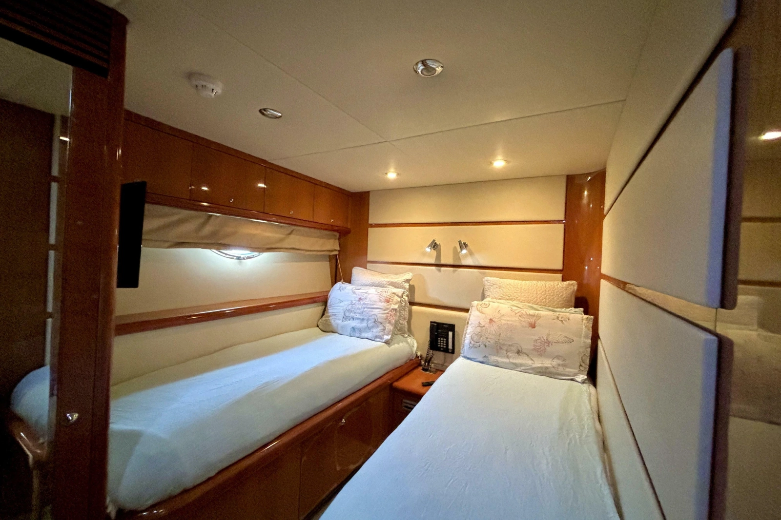 2005 Sunseeker 75 Yacht