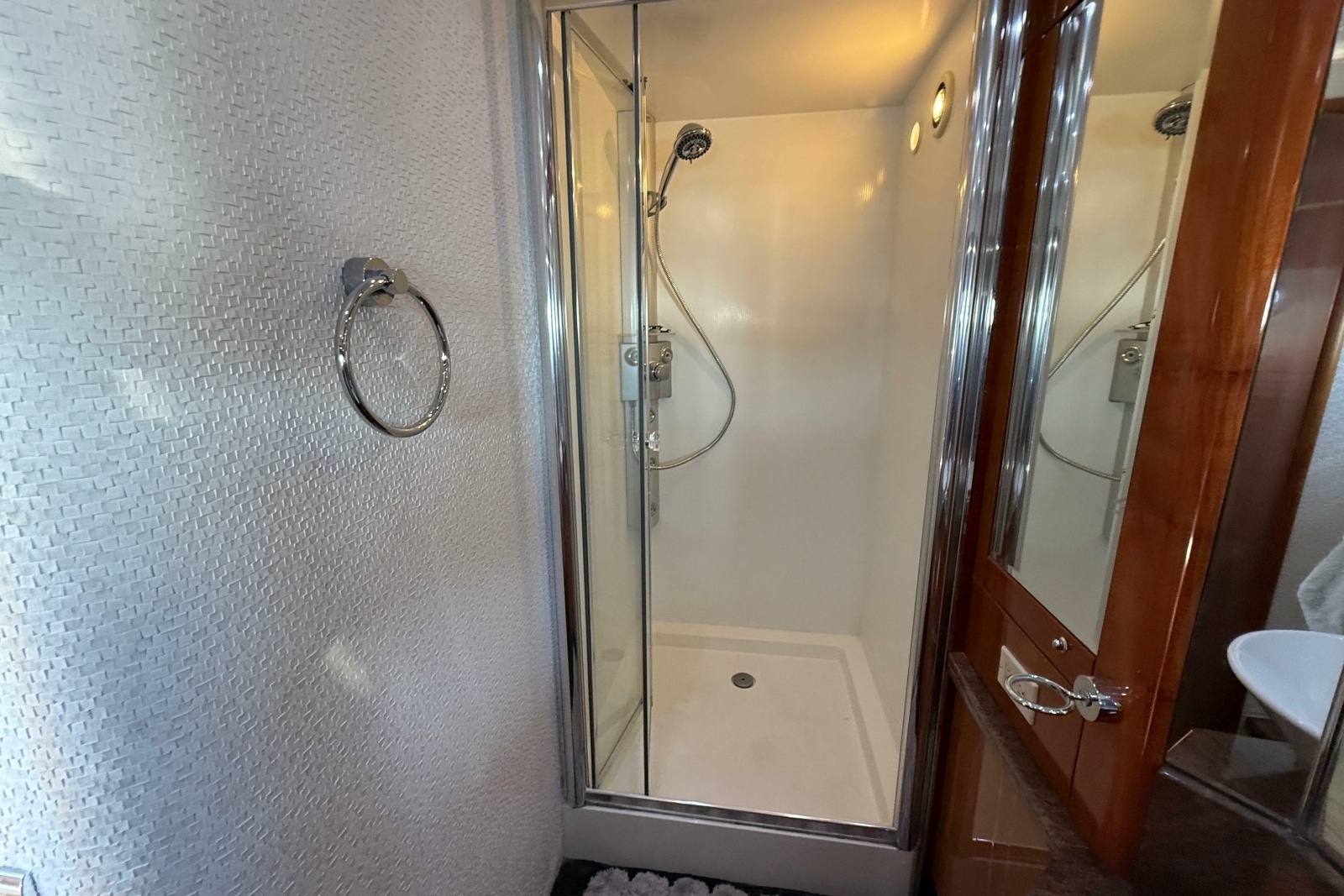 2005 Sunseeker 75 Yacht