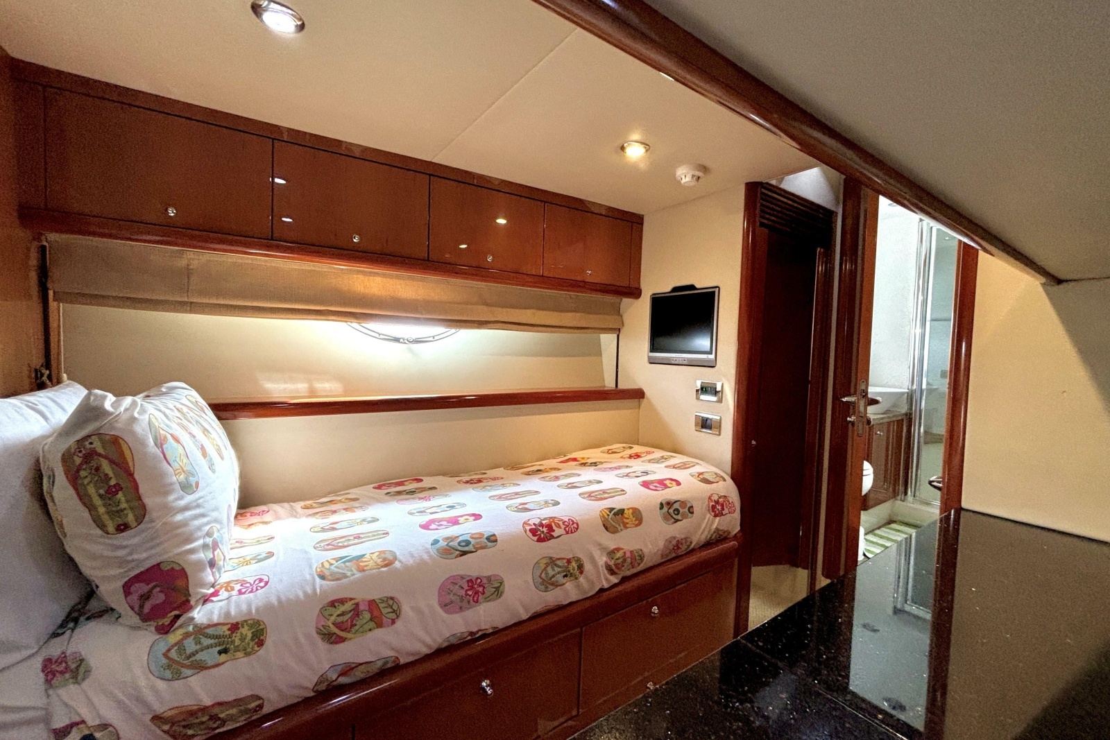 2005 Sunseeker 75 Yacht