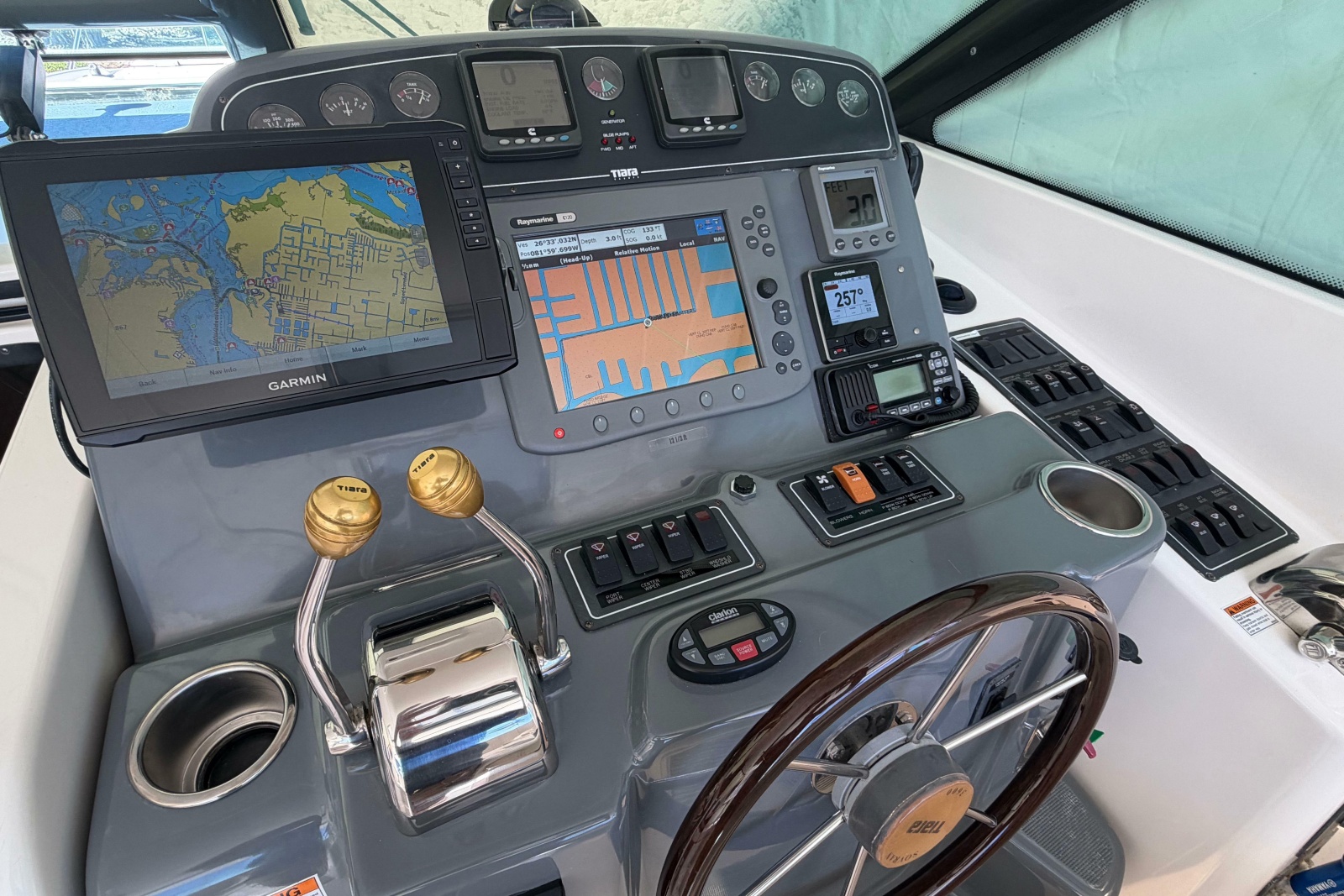 2005 Tiara Yachts 3600 Sovran
