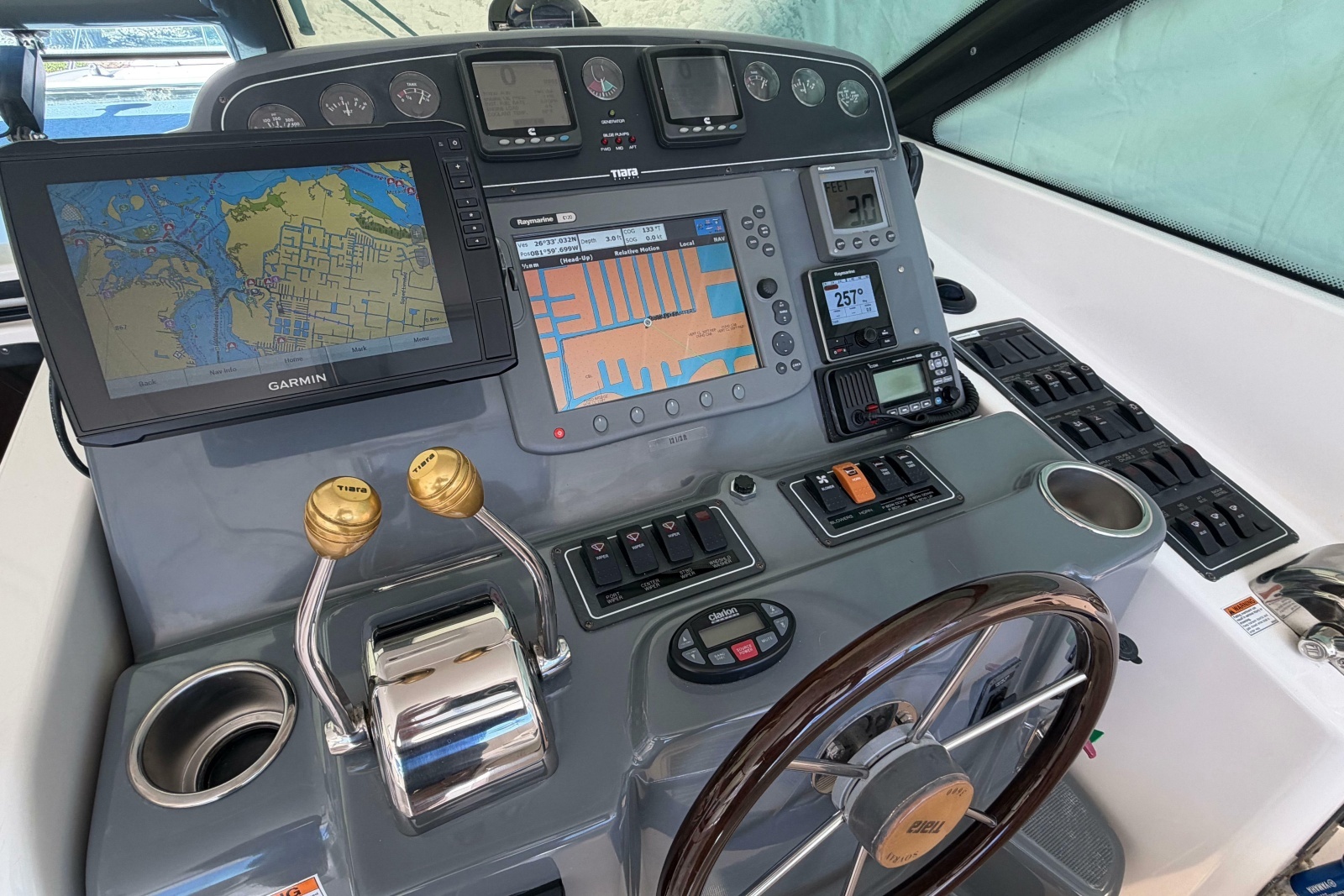 2005 Tiara Yachts 3600 Sovran