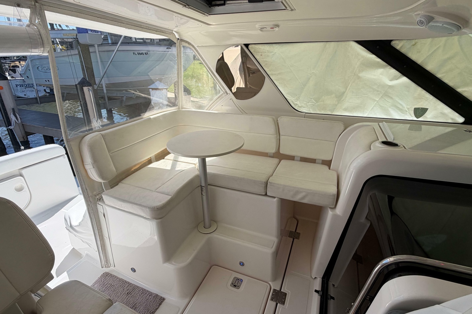 2005 Tiara Yachts 3600 Sovran