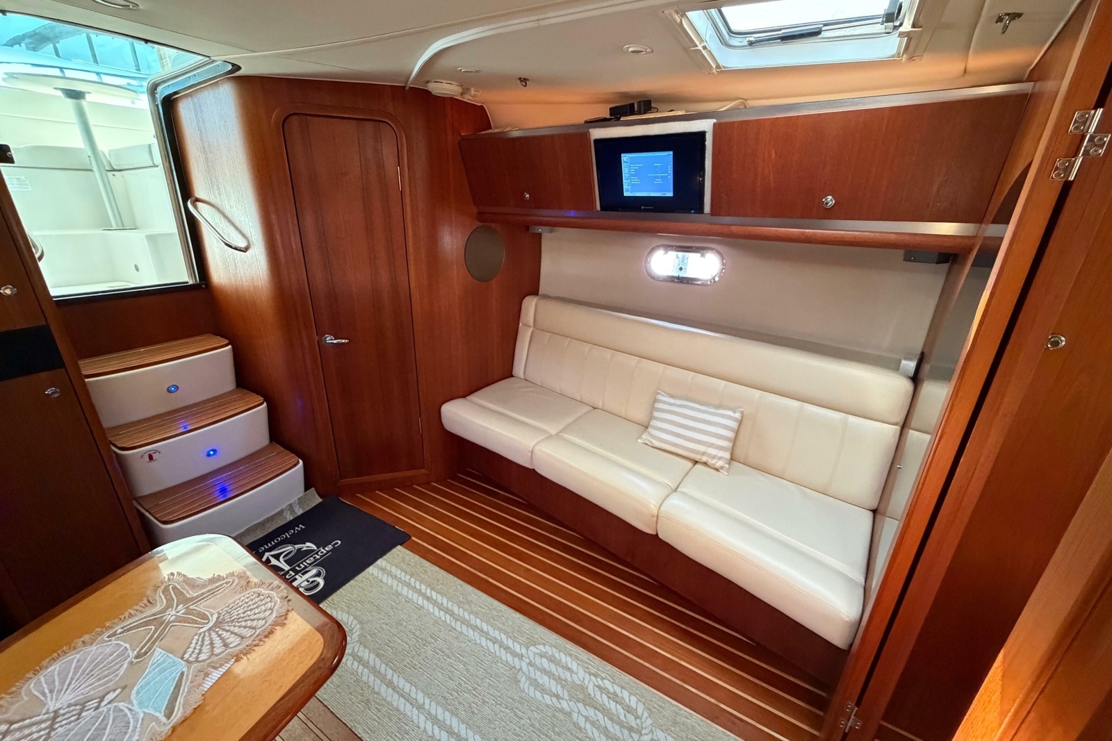 2005 Tiara Yachts 3600 Sovran