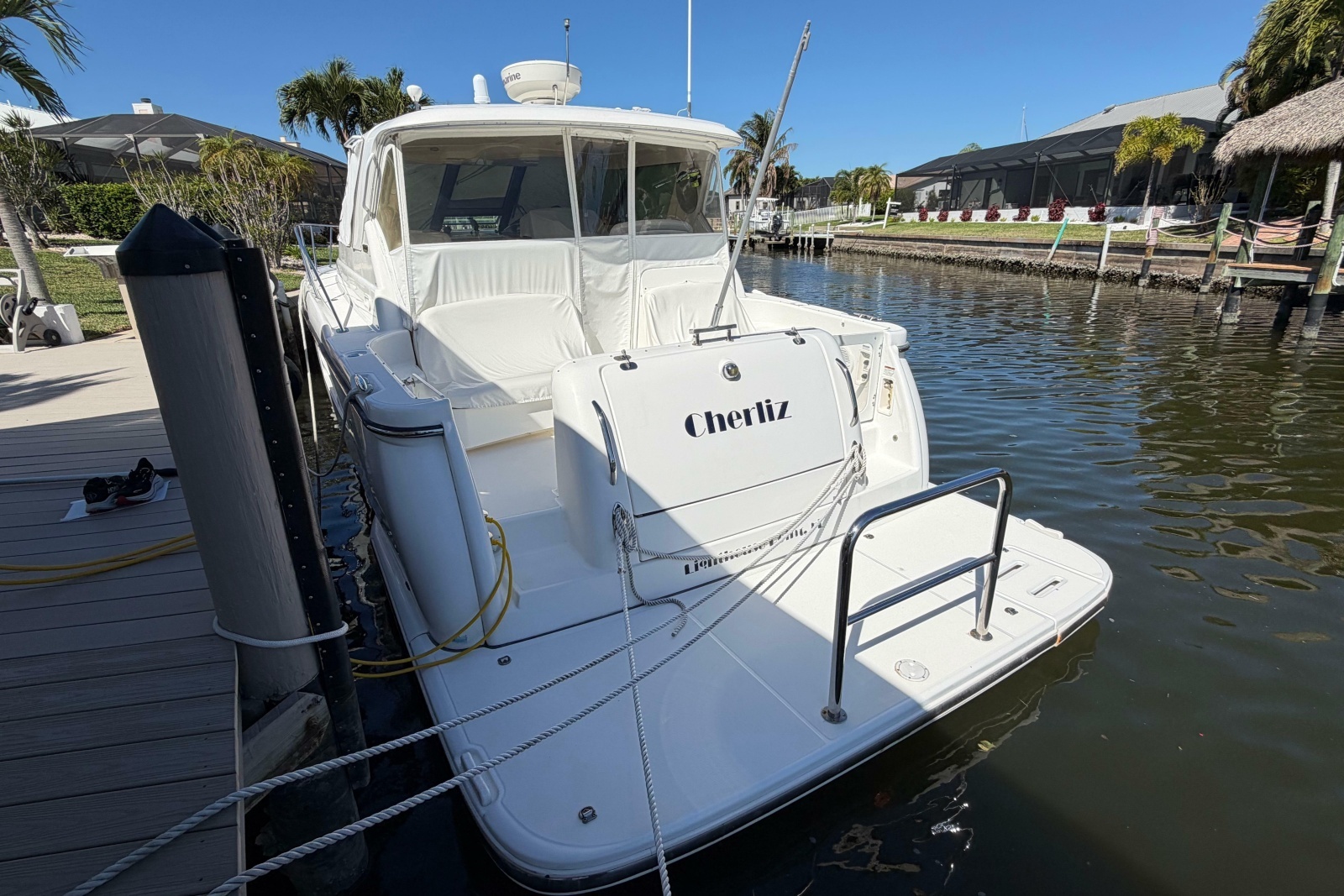 2005 Tiara Yachts 3600 Sovran
