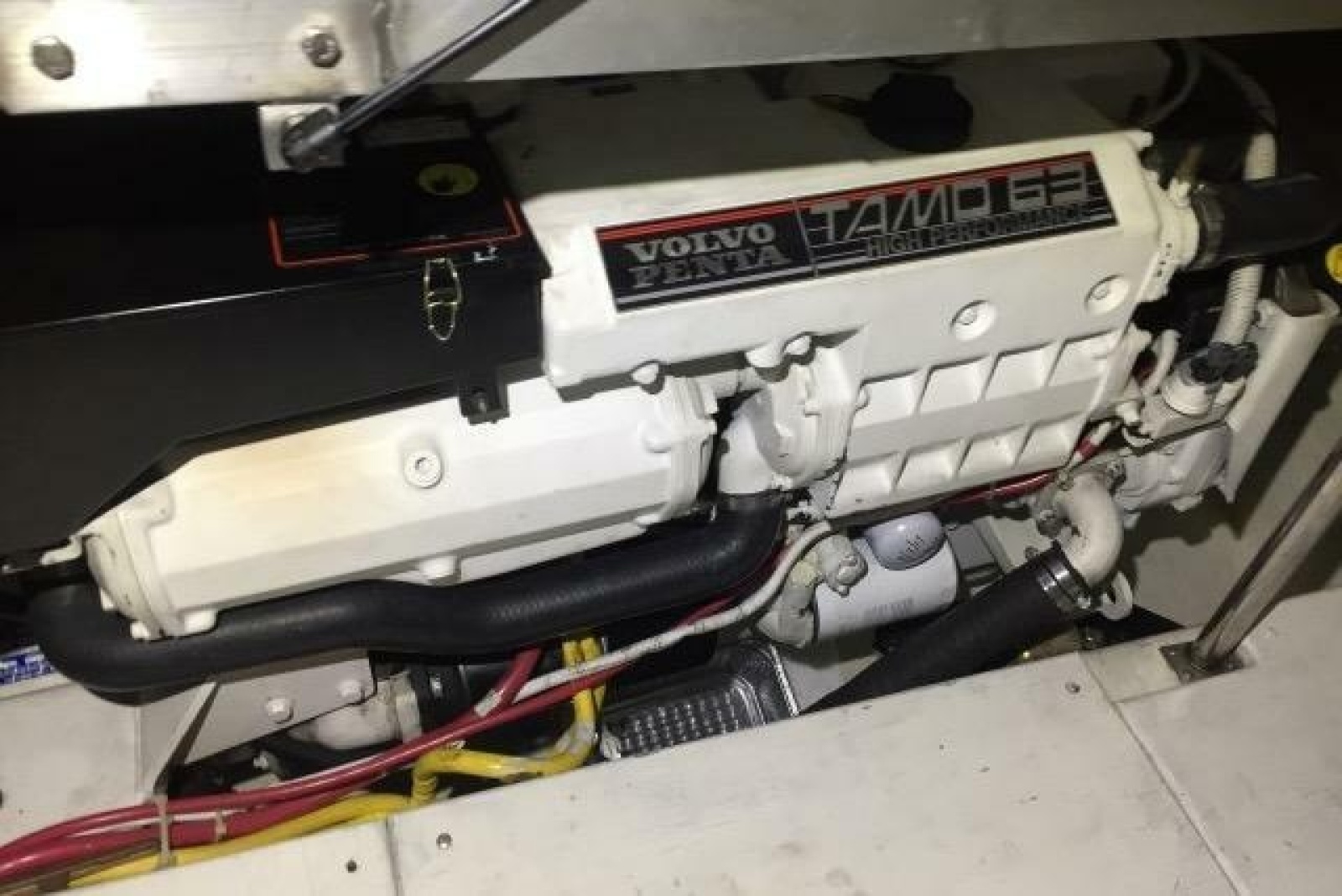 2004 Carver 420 Mariner
