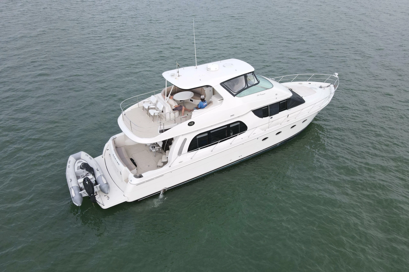 2004 Carver 560 Voyager
