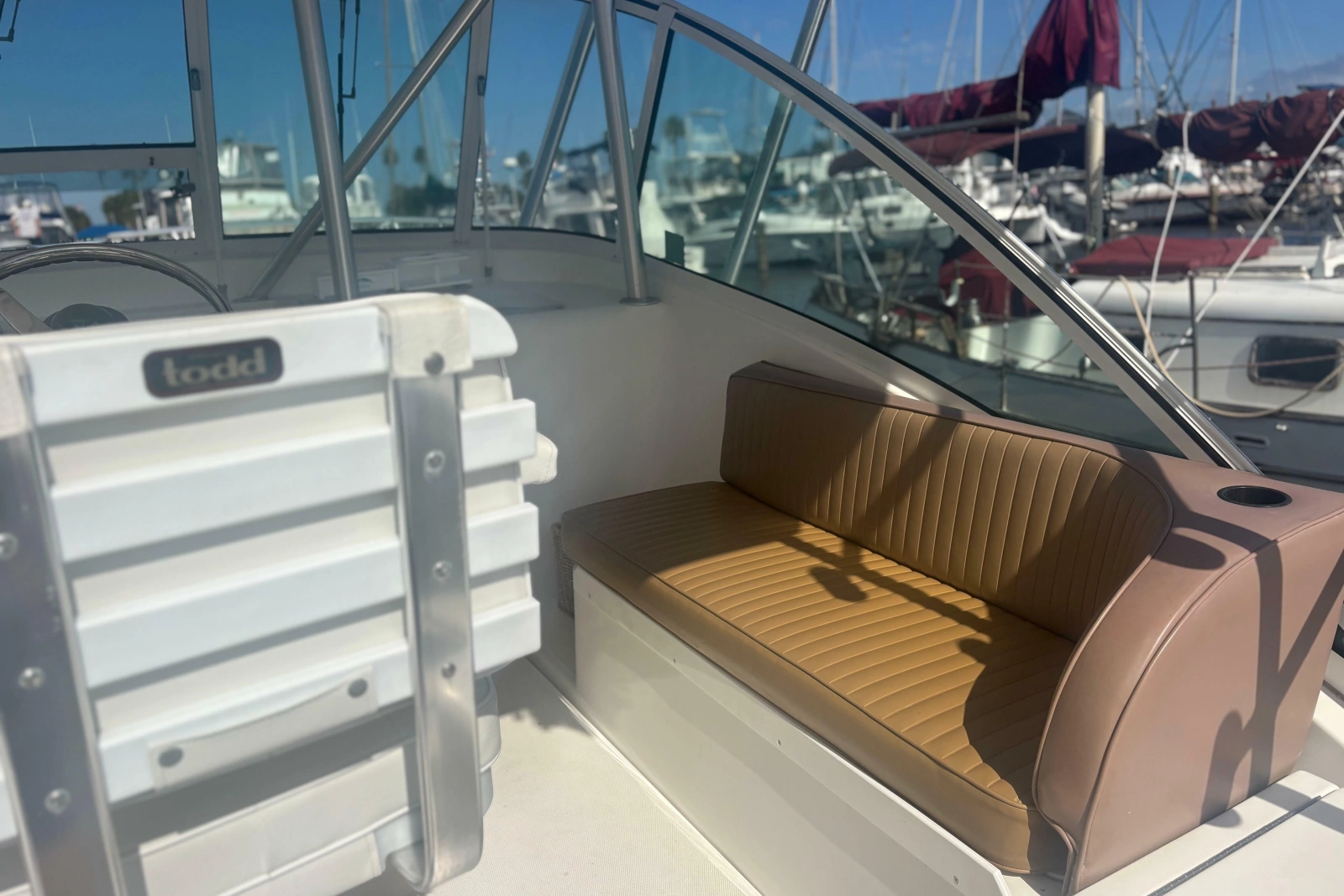 2004 Luhrs 32 Open