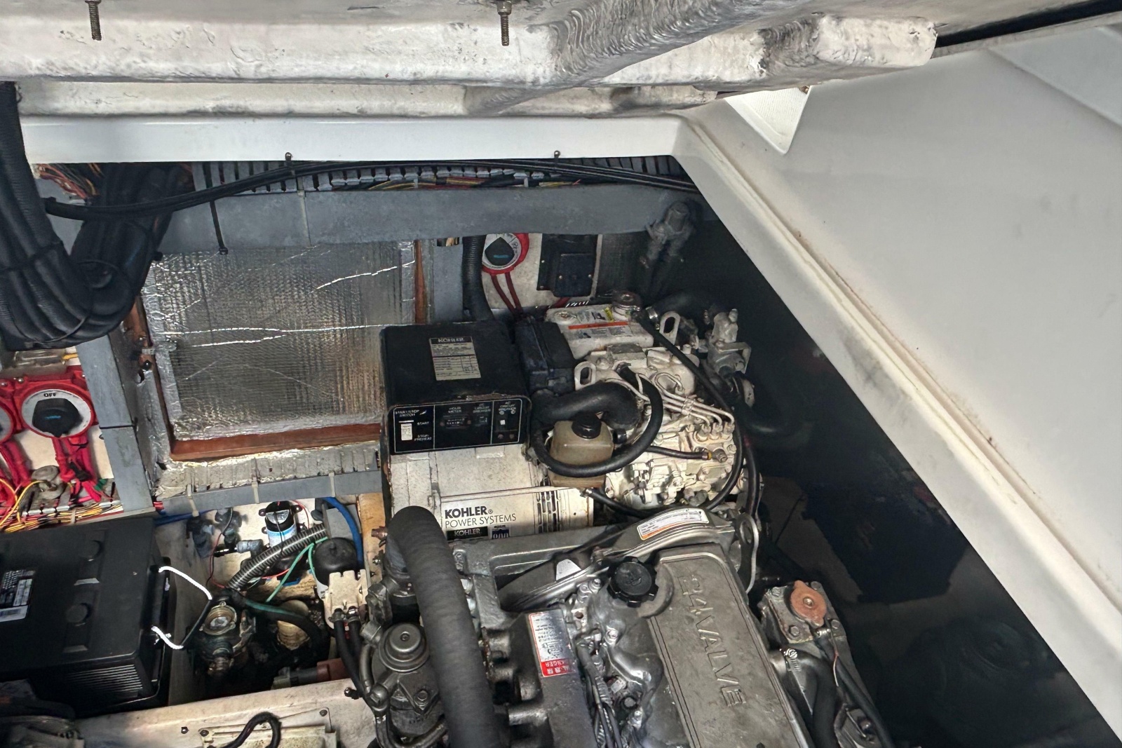 2004 Luhrs 32 Open