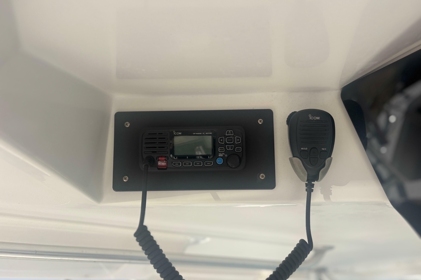 2004 Luhrs 32 Open