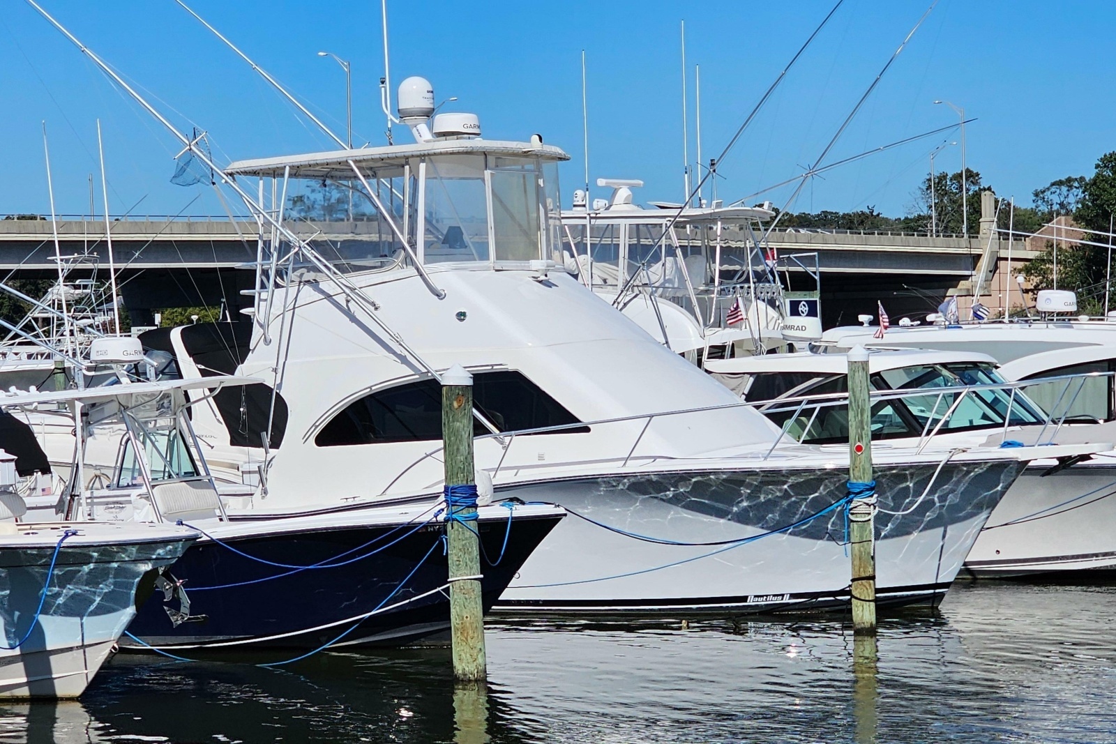 2004 Luhrs 34 Convertible