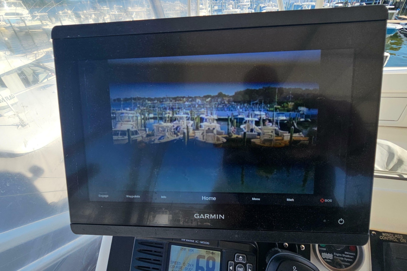2004 Luhrs 34 Convertible
