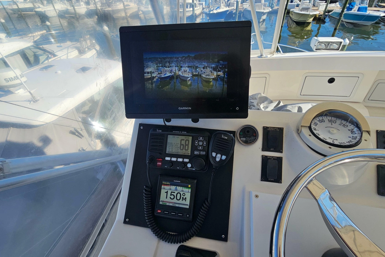 2004 Luhrs 34 Convertible