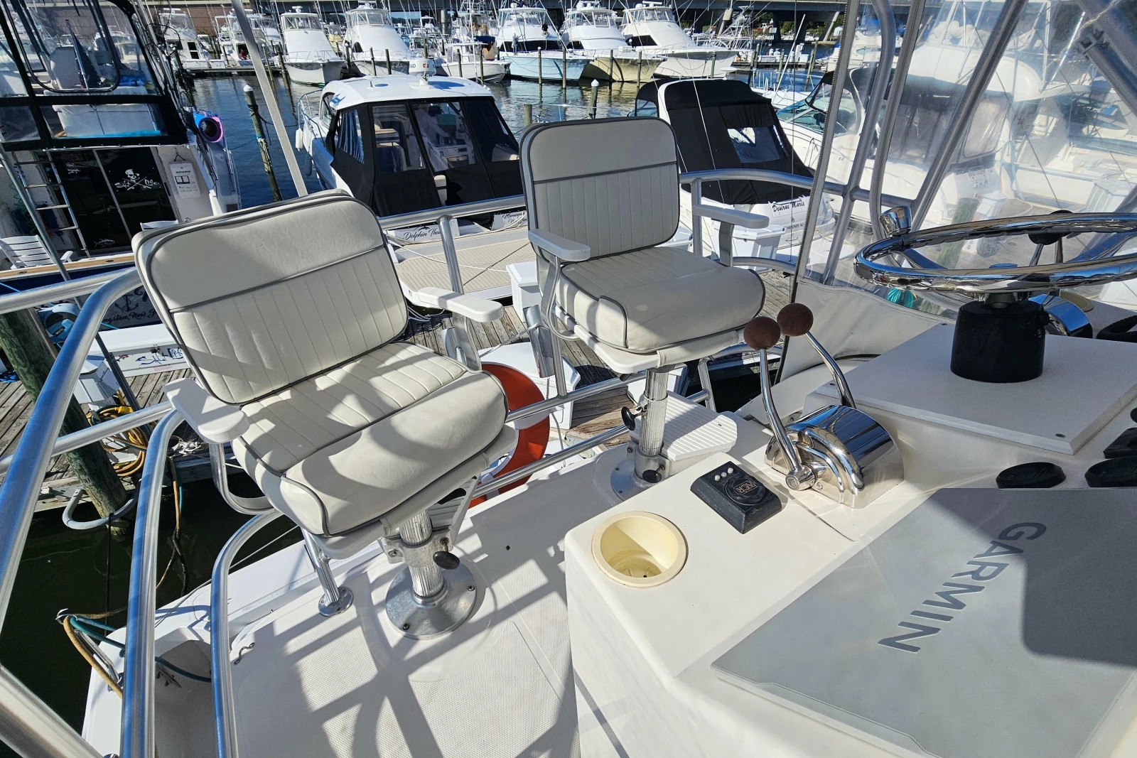 2004 Luhrs 34 Convertible