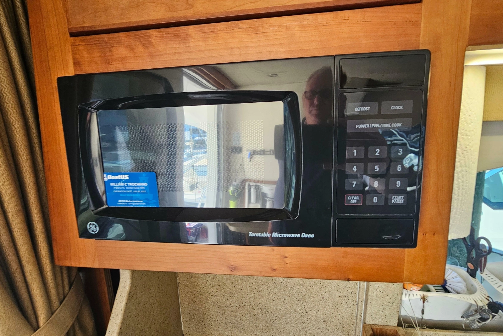 2004 Luhrs 34 Convertible