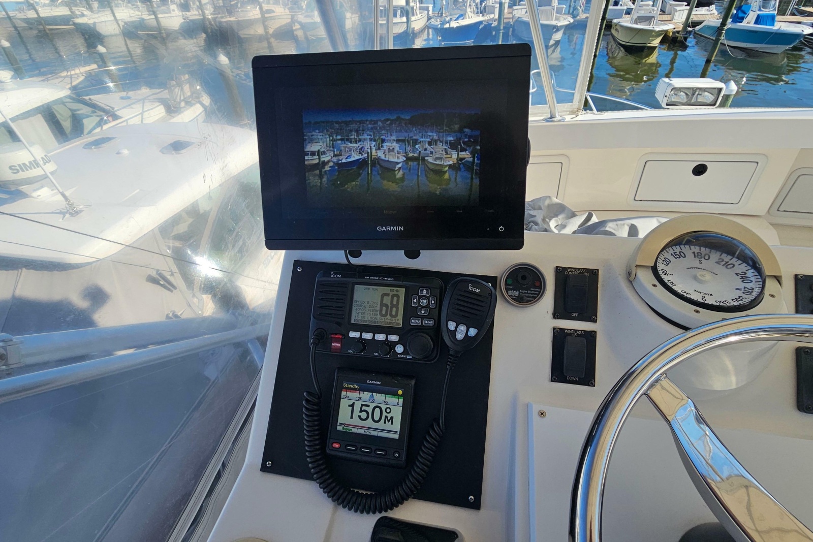 2004 Luhrs 34 Convertible