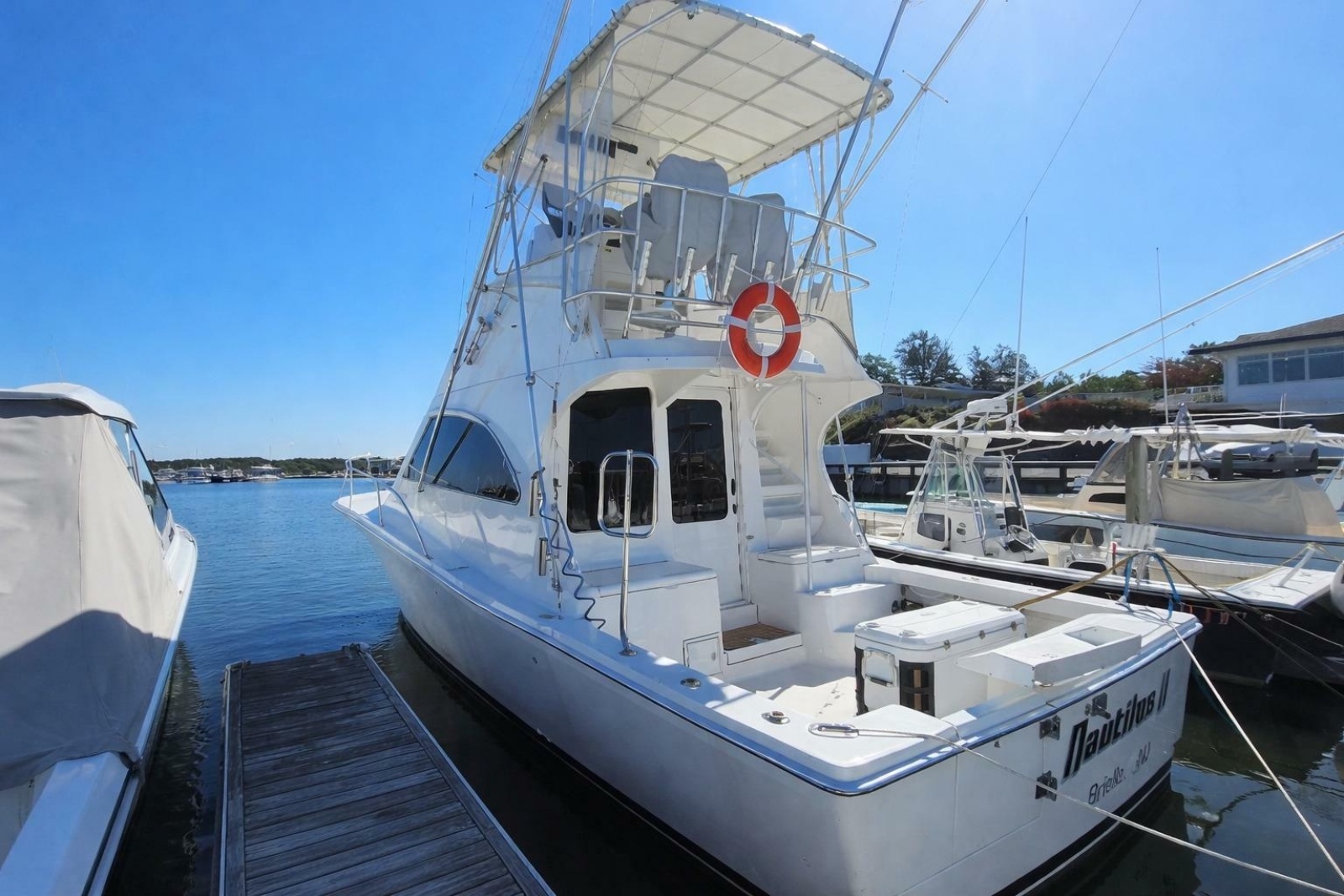 2004 Luhrs 34 Convertible