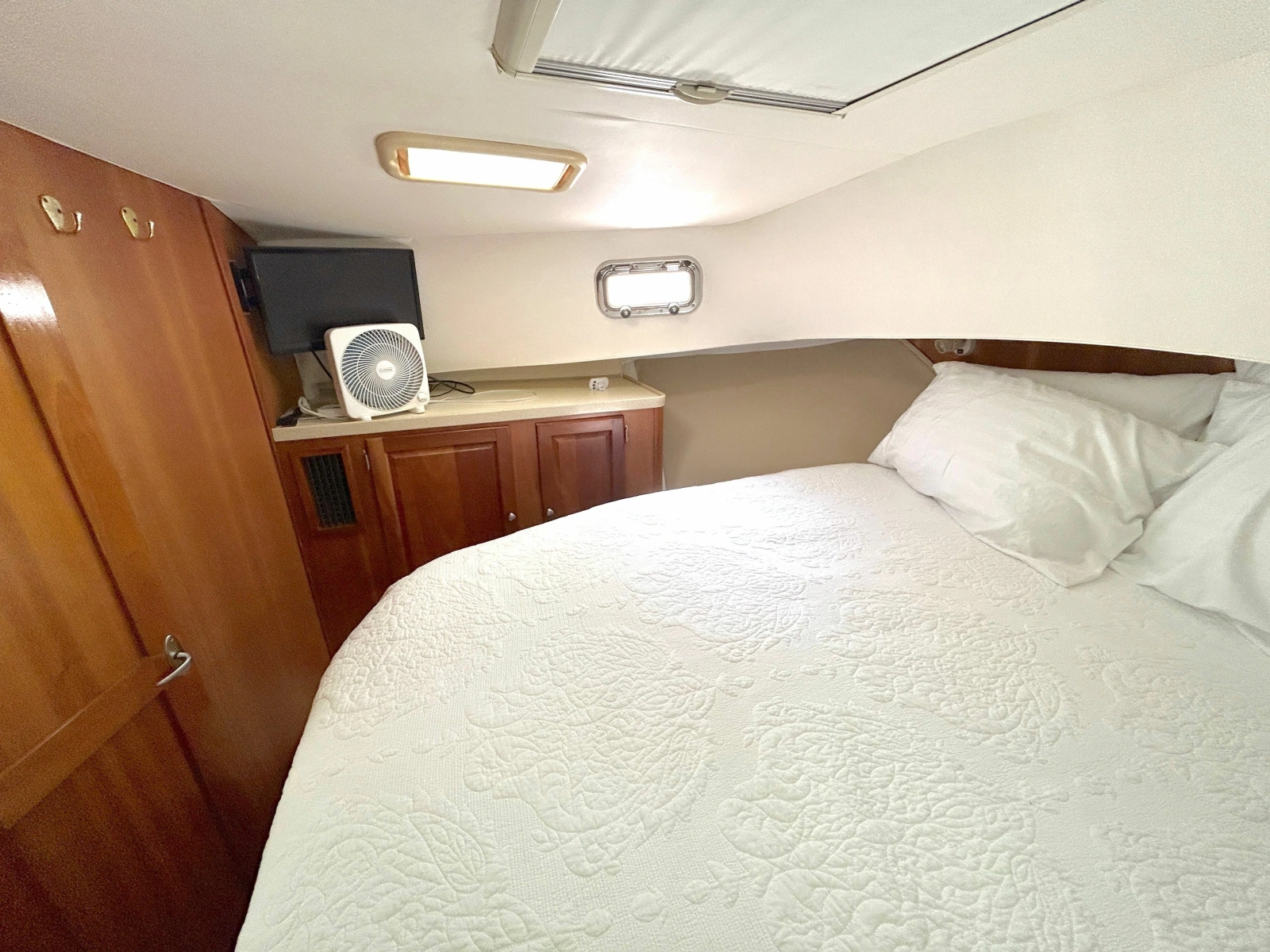 Southern Cross 40ft Mainship Yacht For Sale