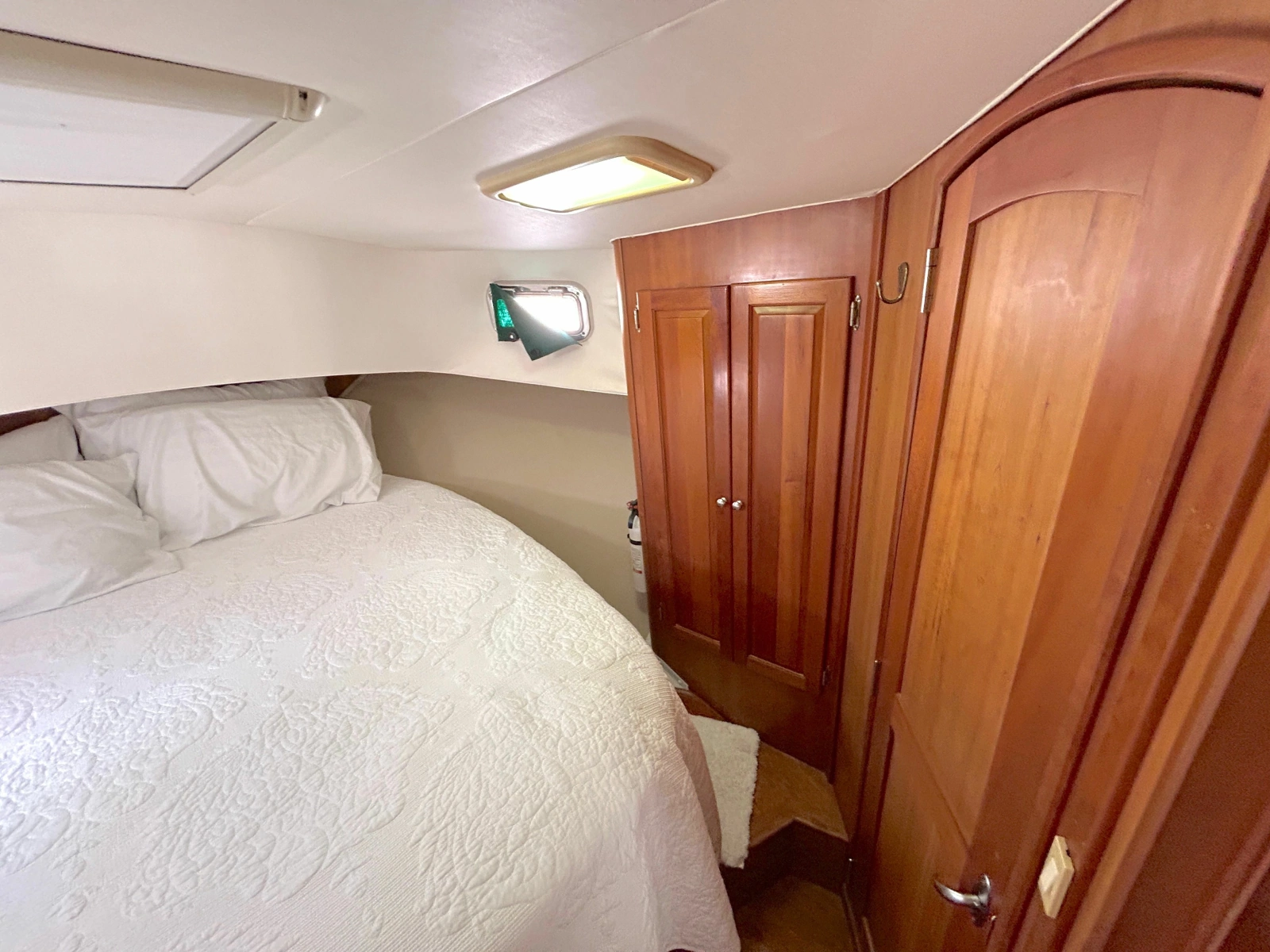 Southern Cross 40ft Mainship Yacht For Sale