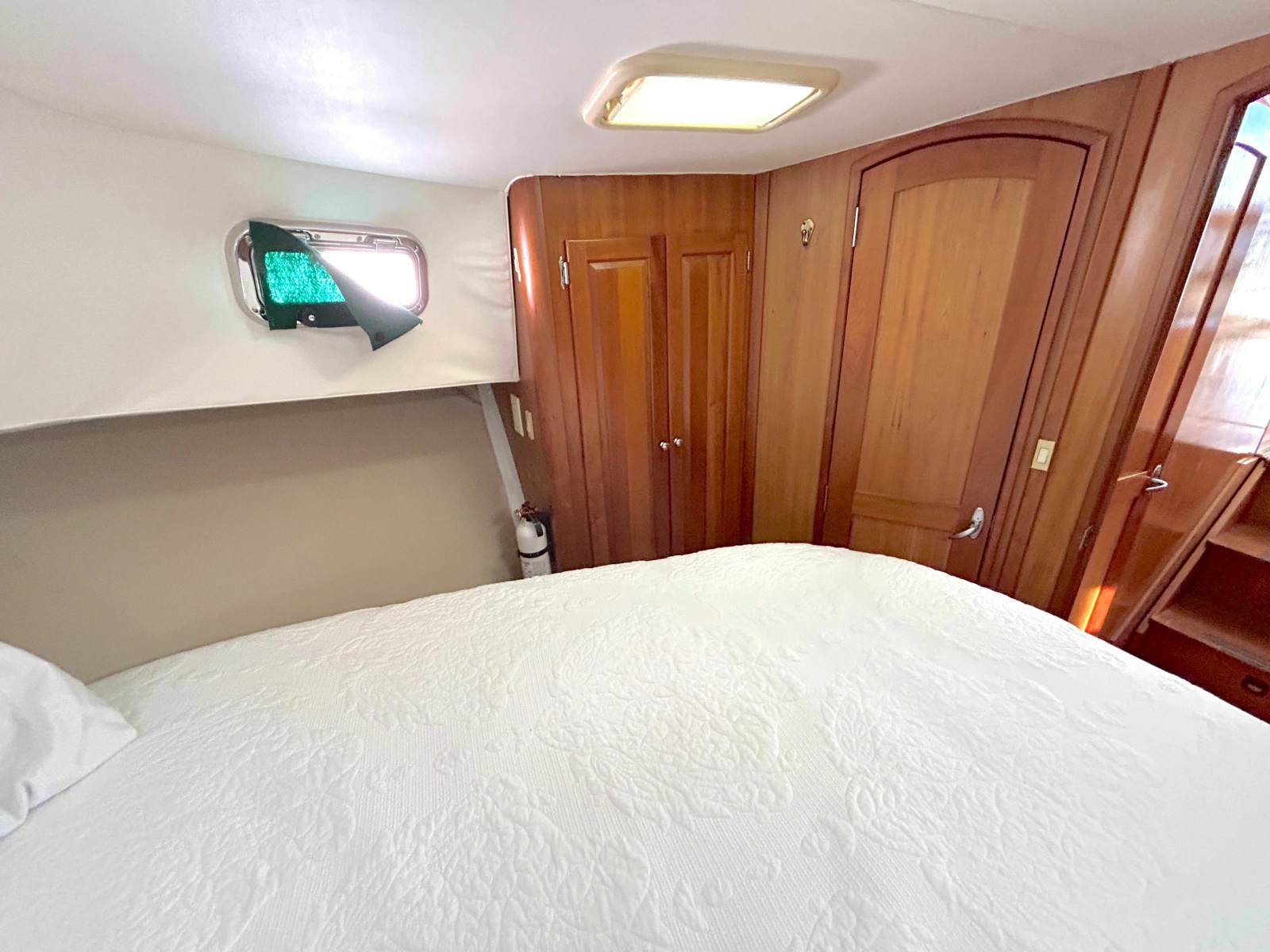 Southern Cross 40ft Mainship Yacht For Sale
