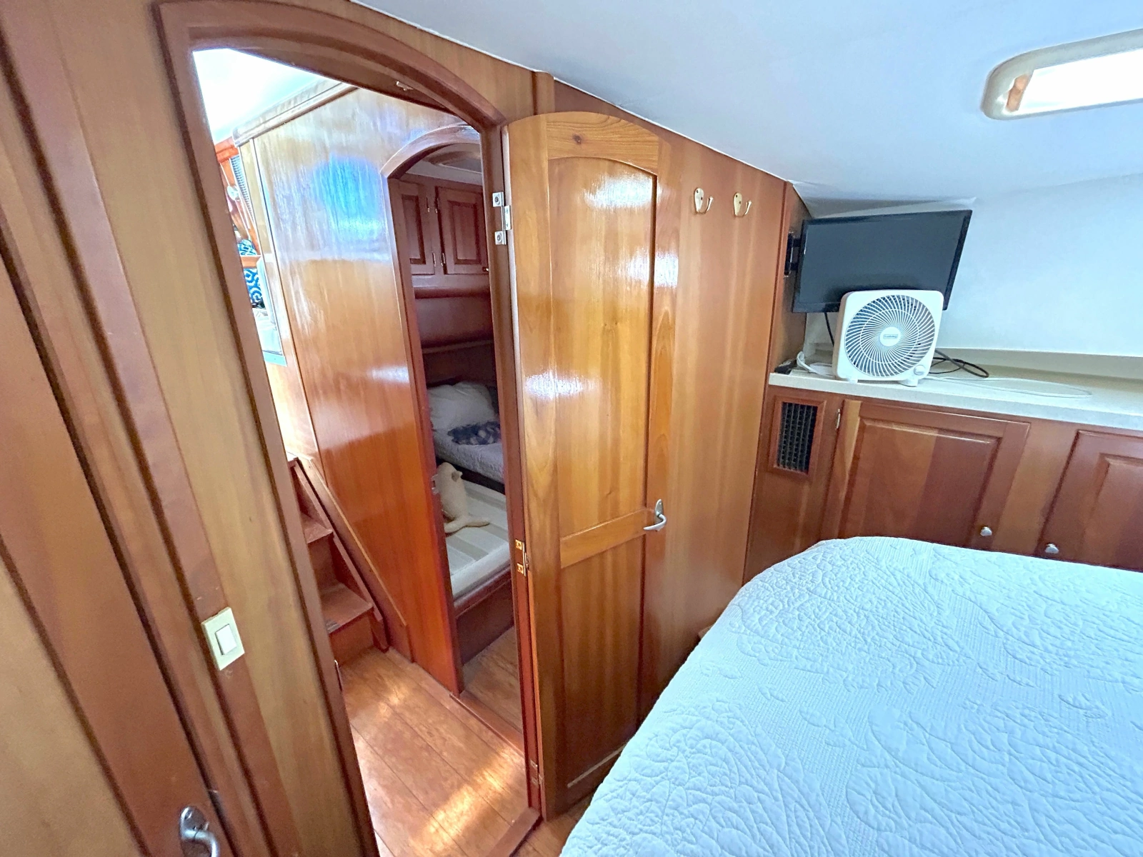 Southern Cross 40ft Mainship Yacht For Sale