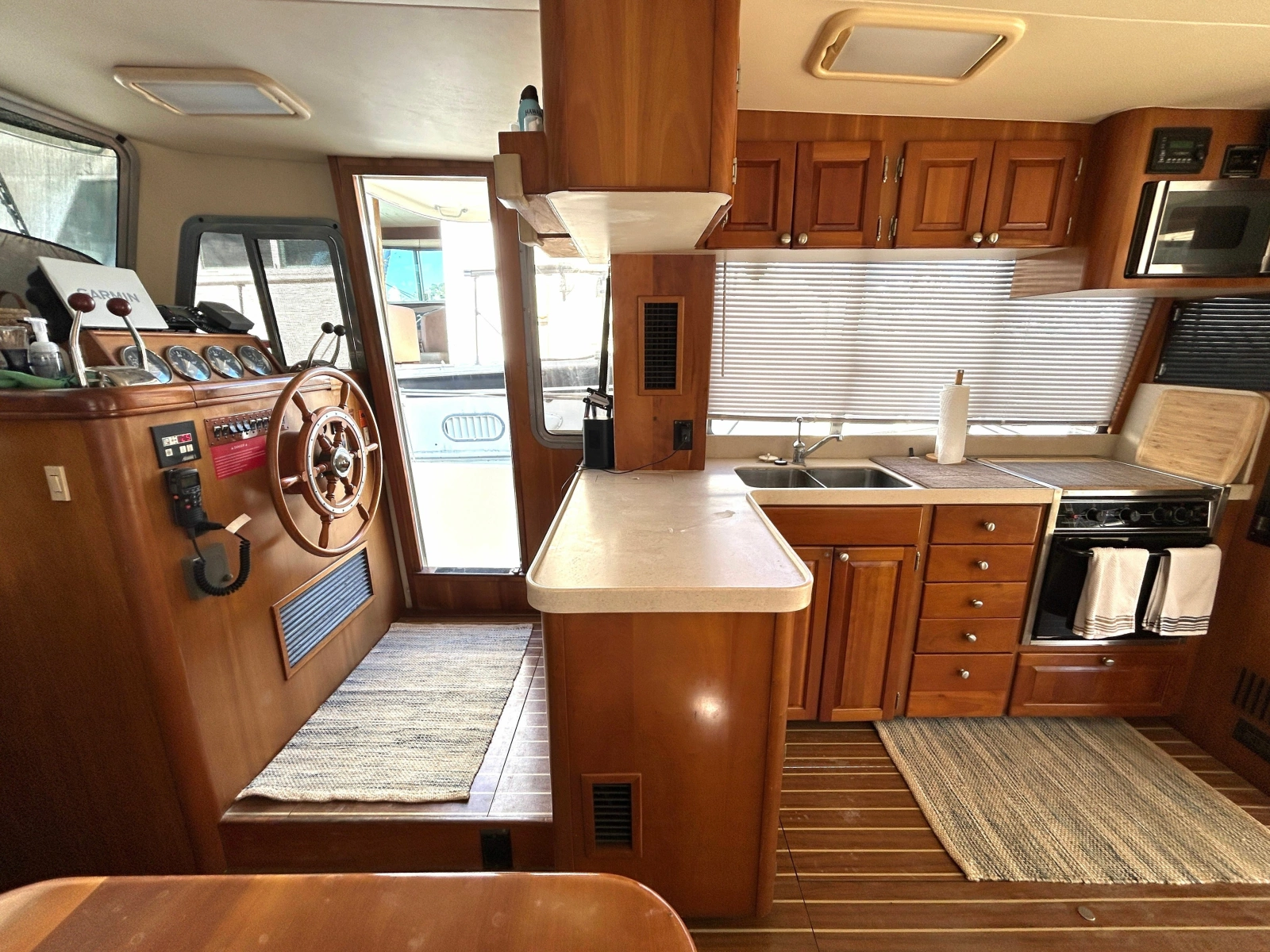 Southern Cross 40ft Mainship Yacht For Sale