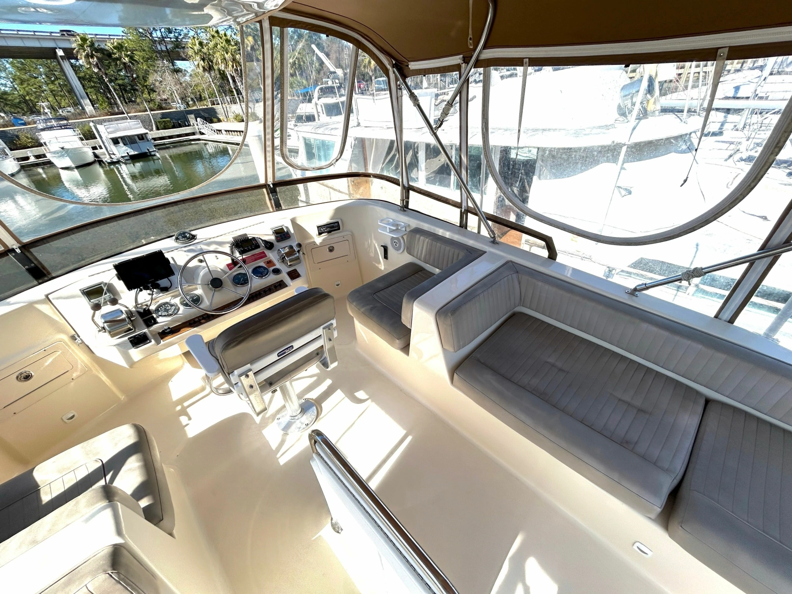 Southern Cross 40ft Mainship Yacht For Sale