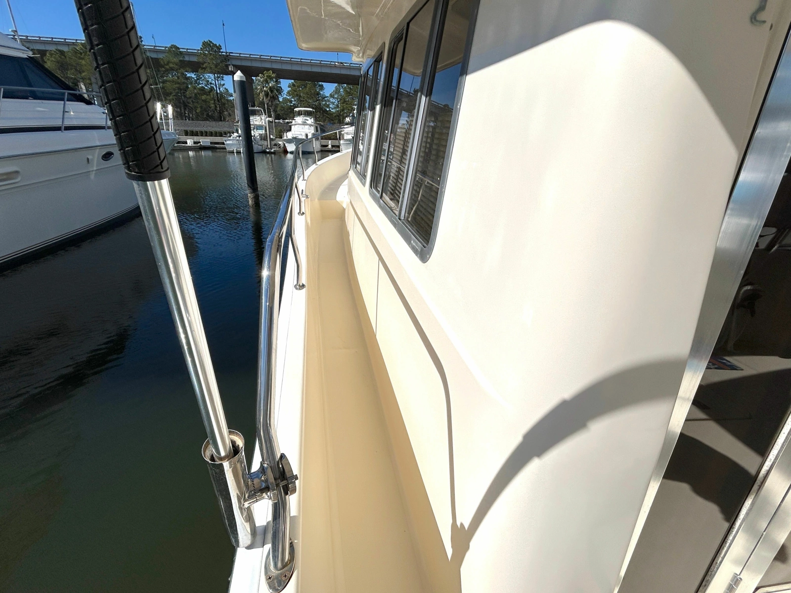 Southern Cross 40ft Mainship Yacht For Sale