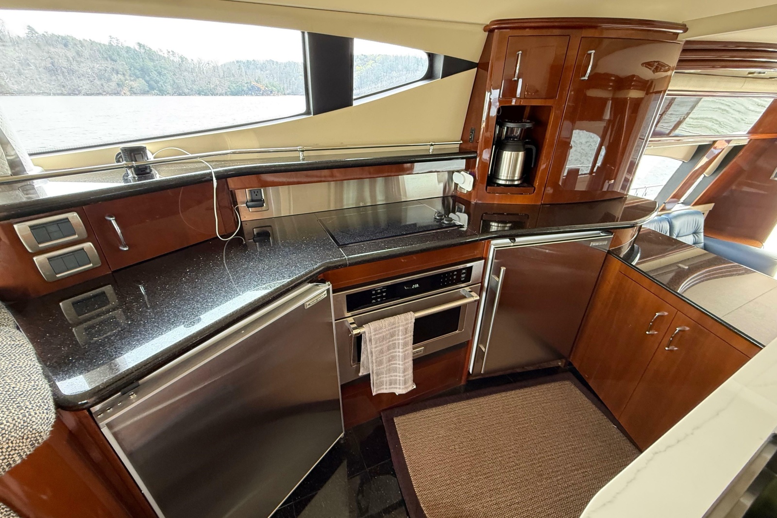 2004 Marquis 59