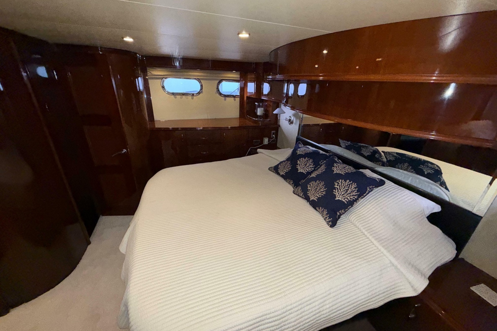 2004 Marquis 59