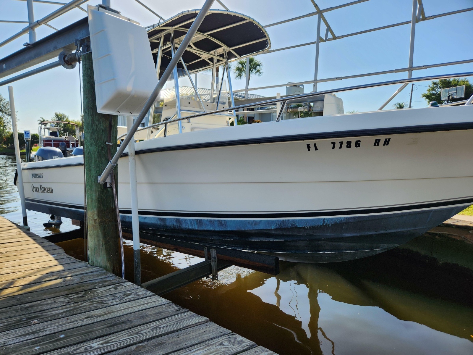 2004 Pursuit 2470 Center Console