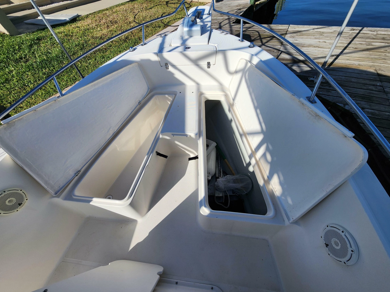 2004 Pursuit 2470 Center Console