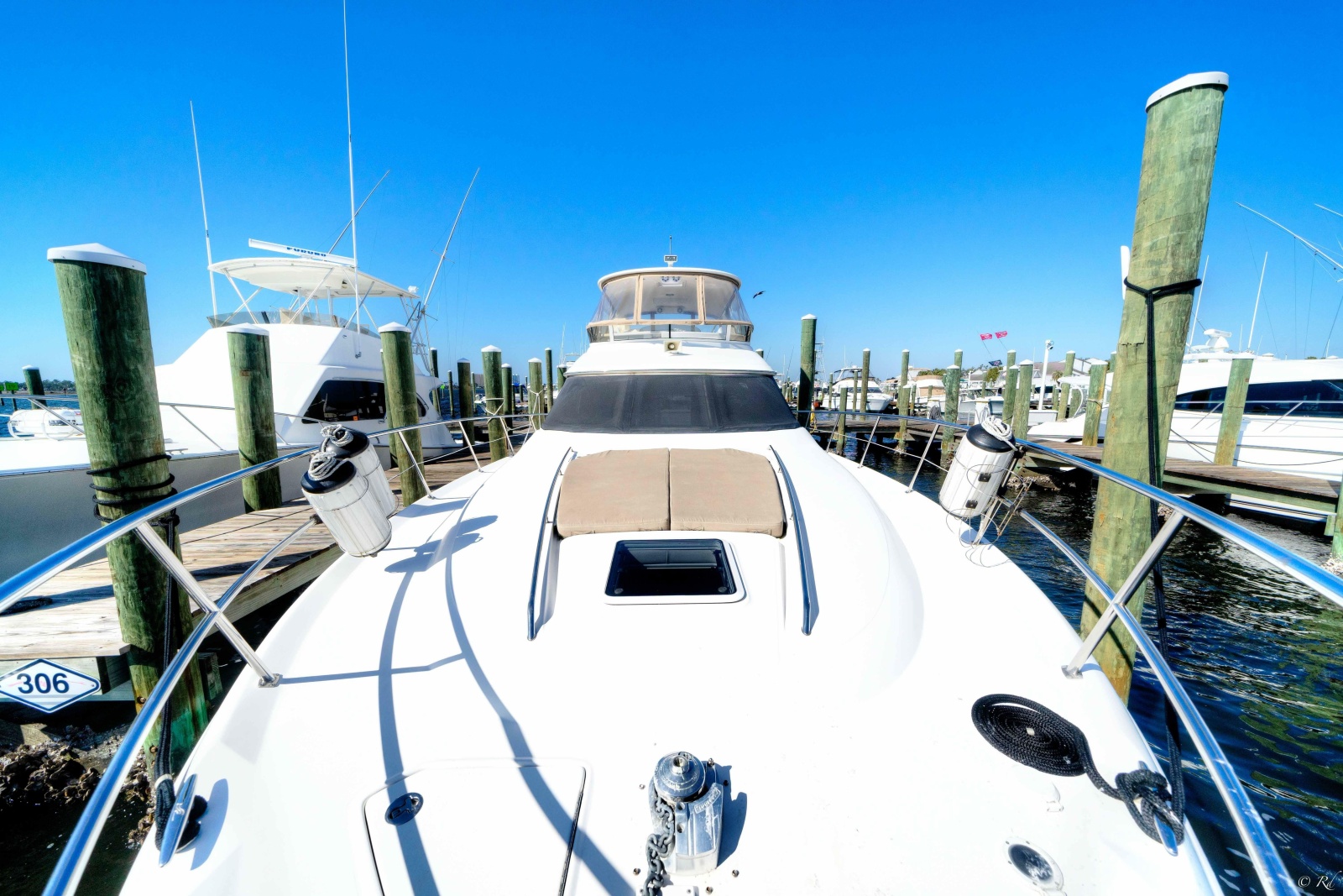2004 Sea Ray 480 Sedan Bridge