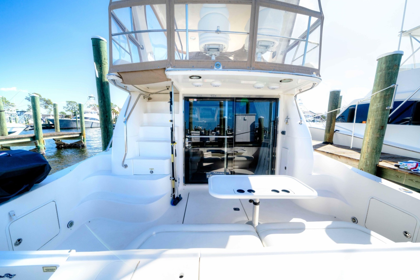 2004 Sea Ray 480 Sedan Bridge