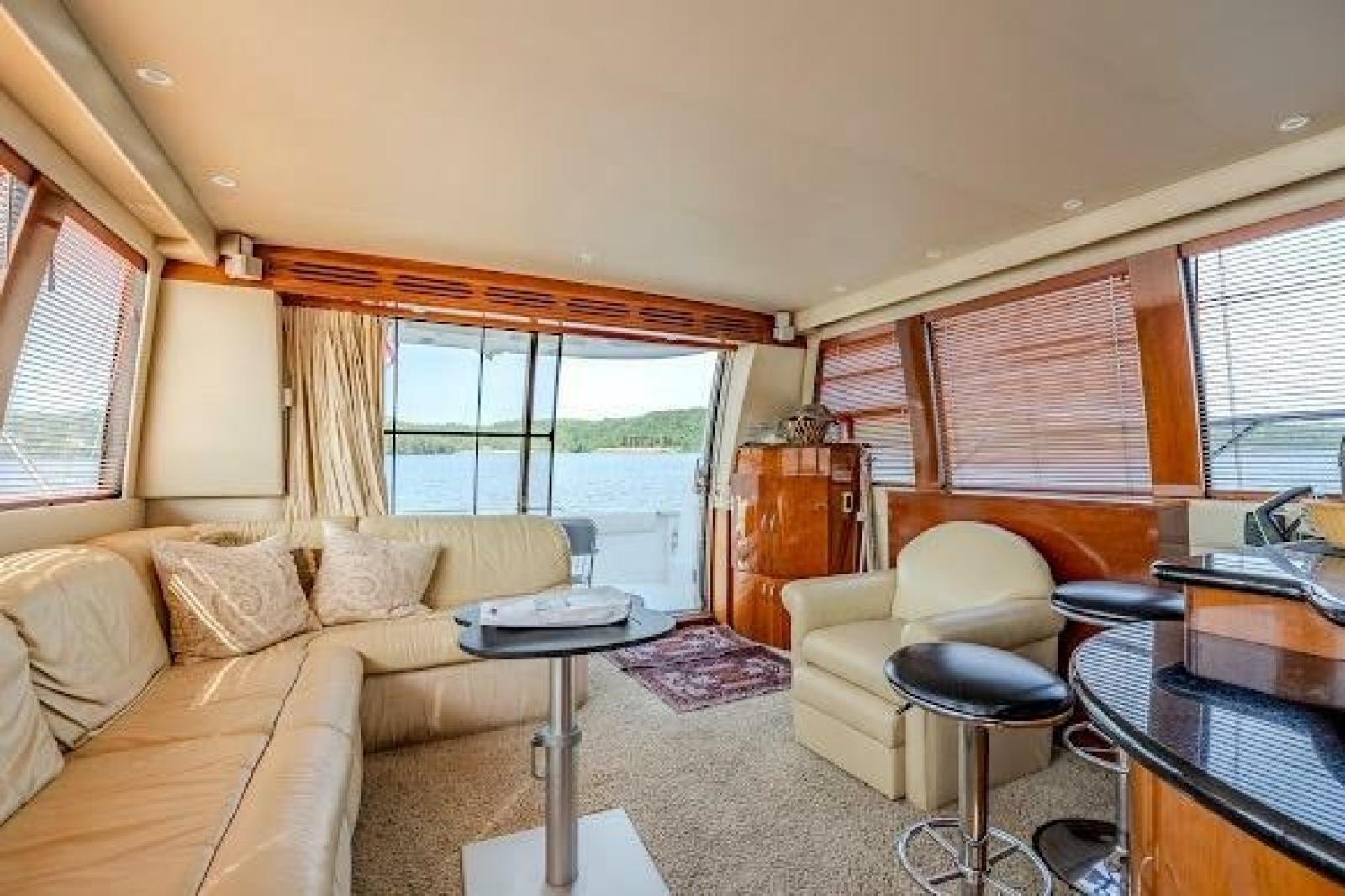 2003 Carver 570 Voyager Pilothouse