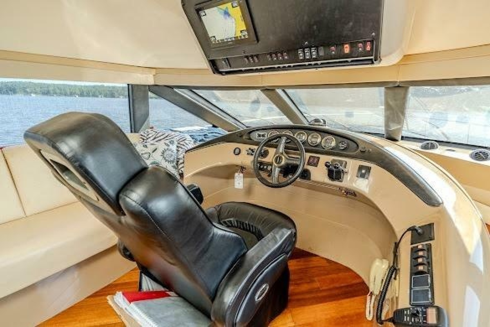 2003 Carver 570 Voyager Pilothouse