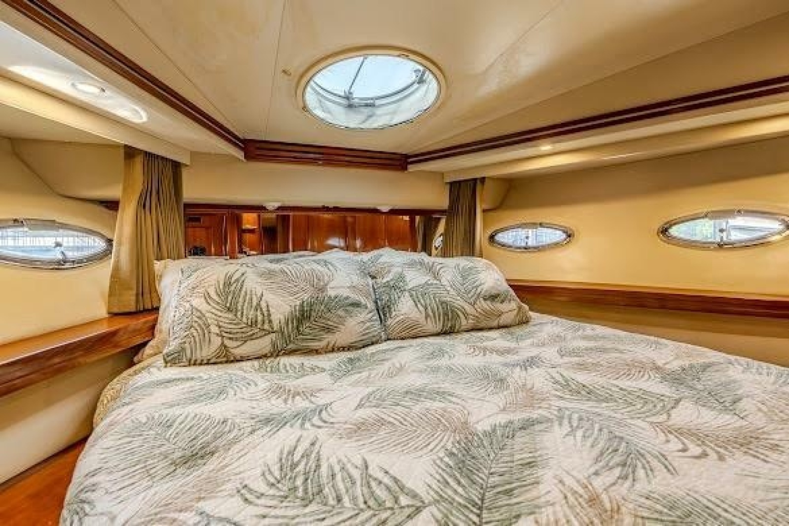 2003 Carver 570 Voyager Pilothouse