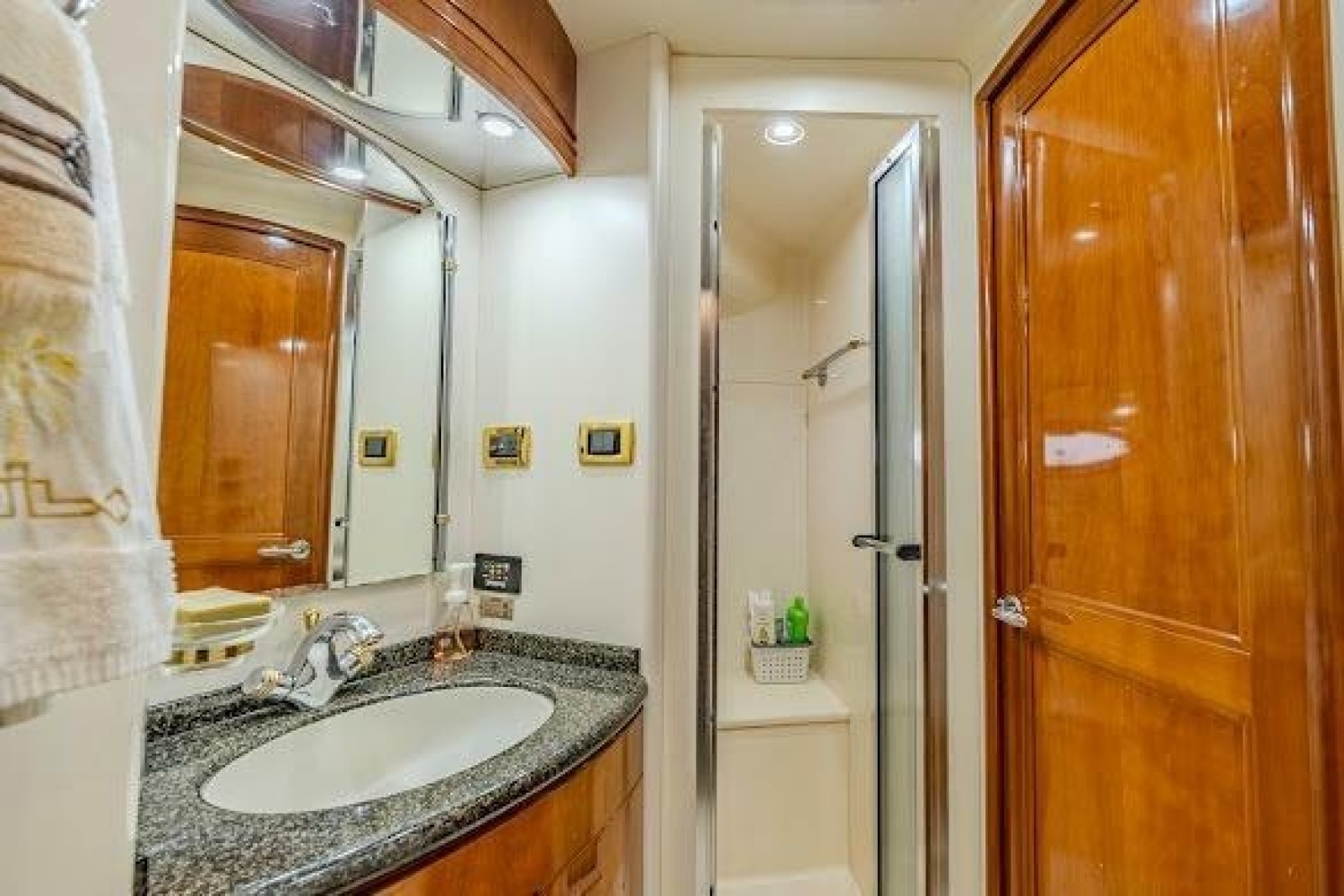 2003 Carver 570 Voyager Pilothouse