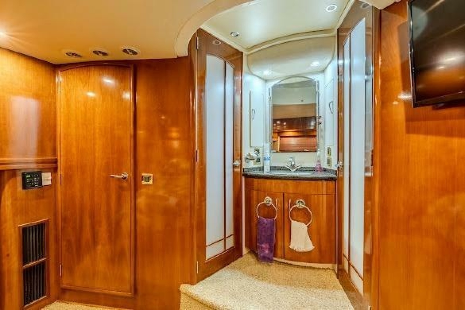 2003 Carver 570 Voyager Pilothouse