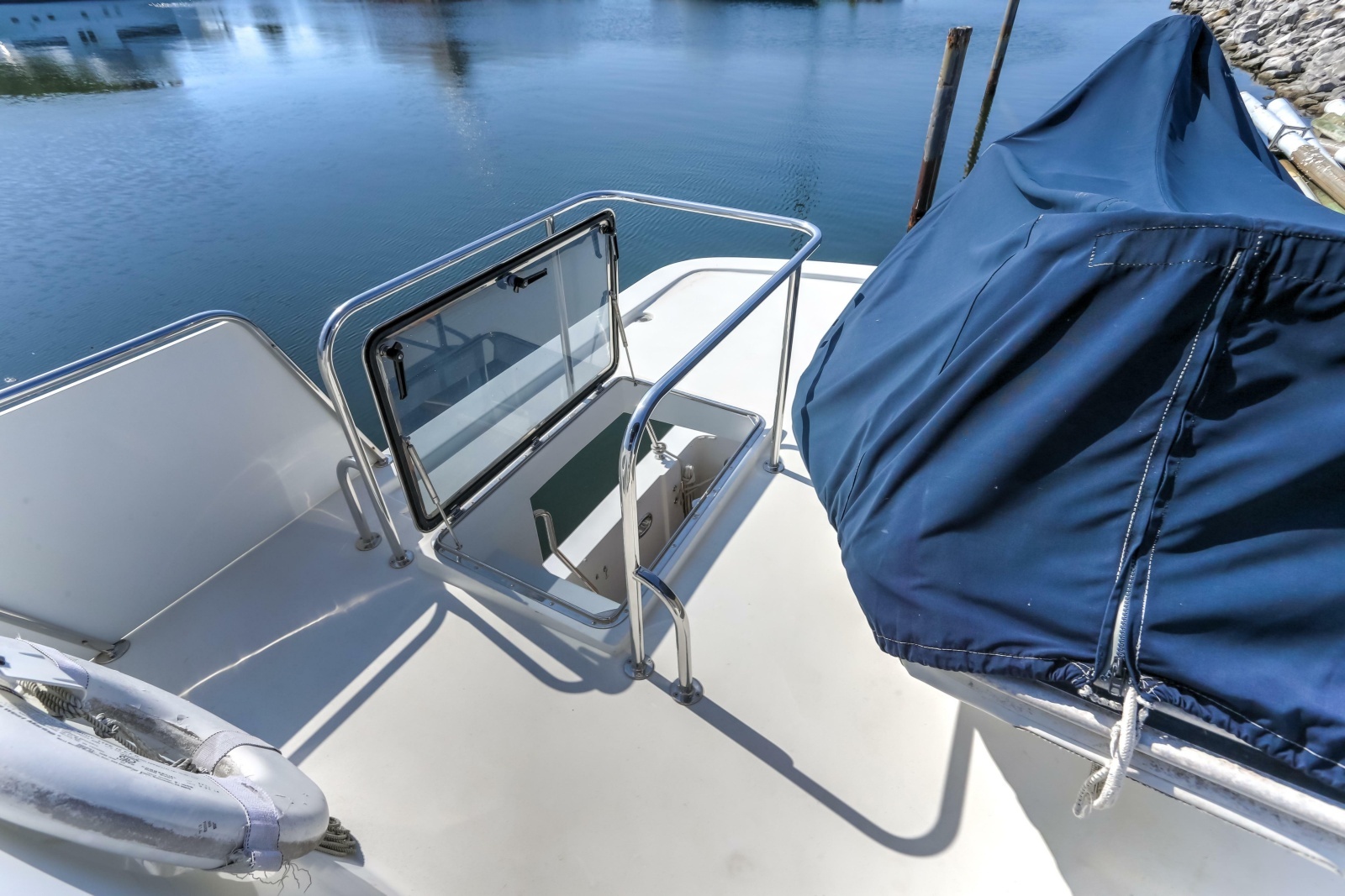2003 Jefferson Pilothouse 57