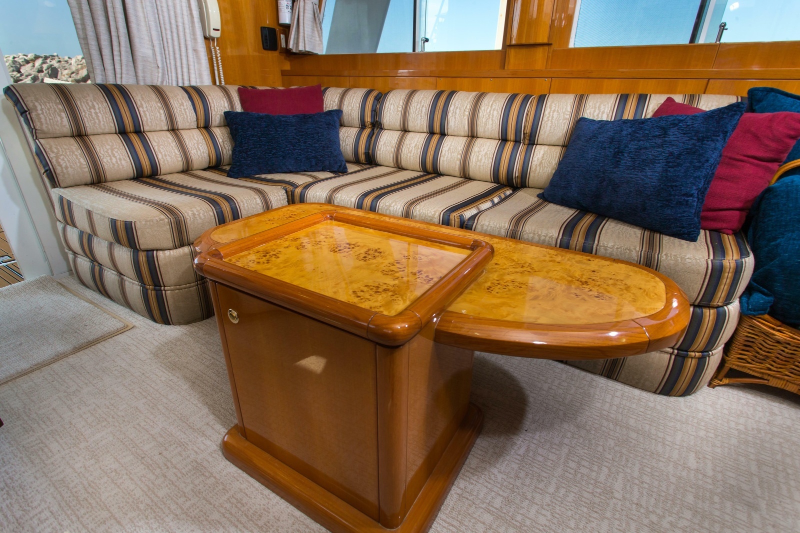 2003 Jefferson Pilothouse 57