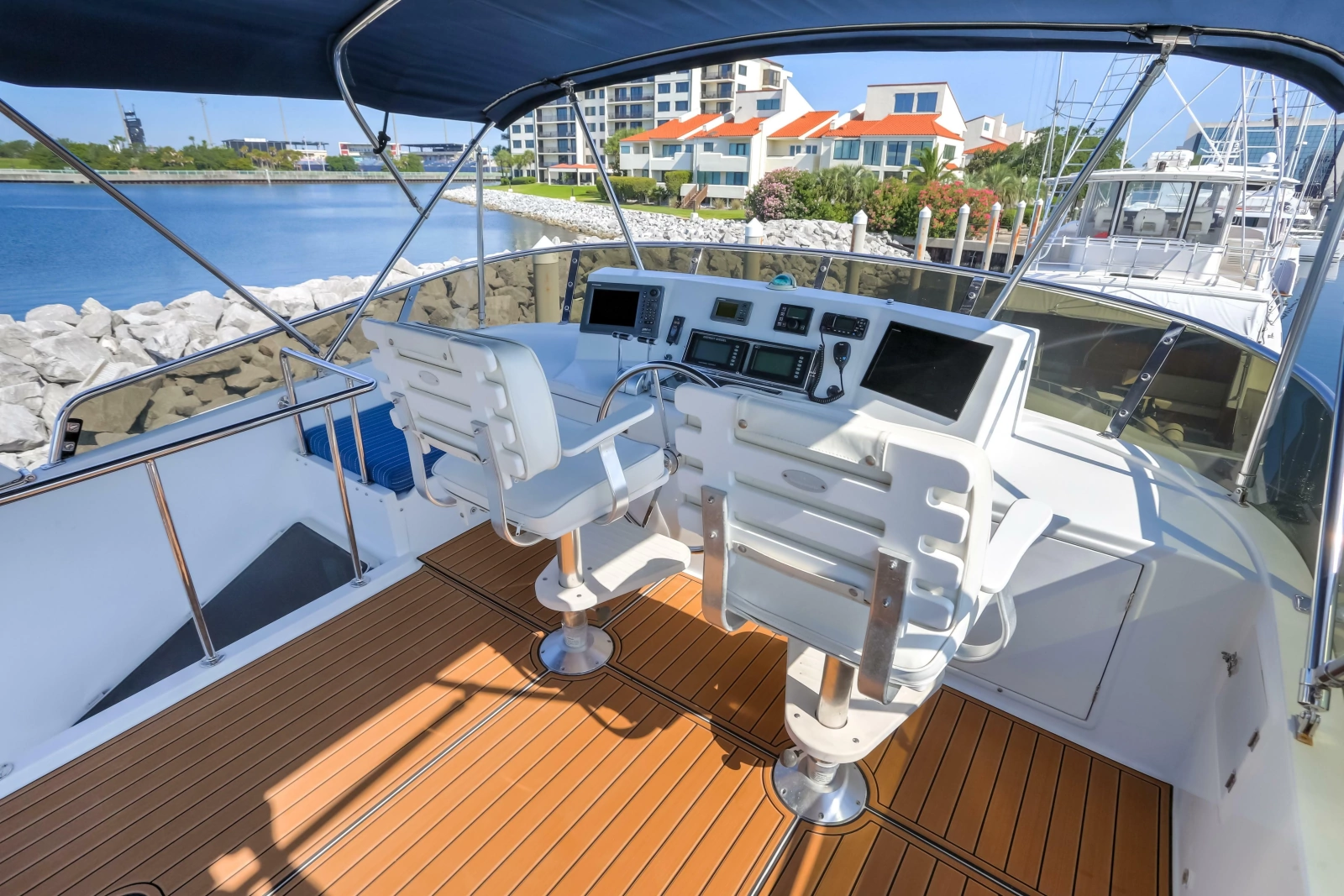 2003 Jefferson Pilothouse 57
