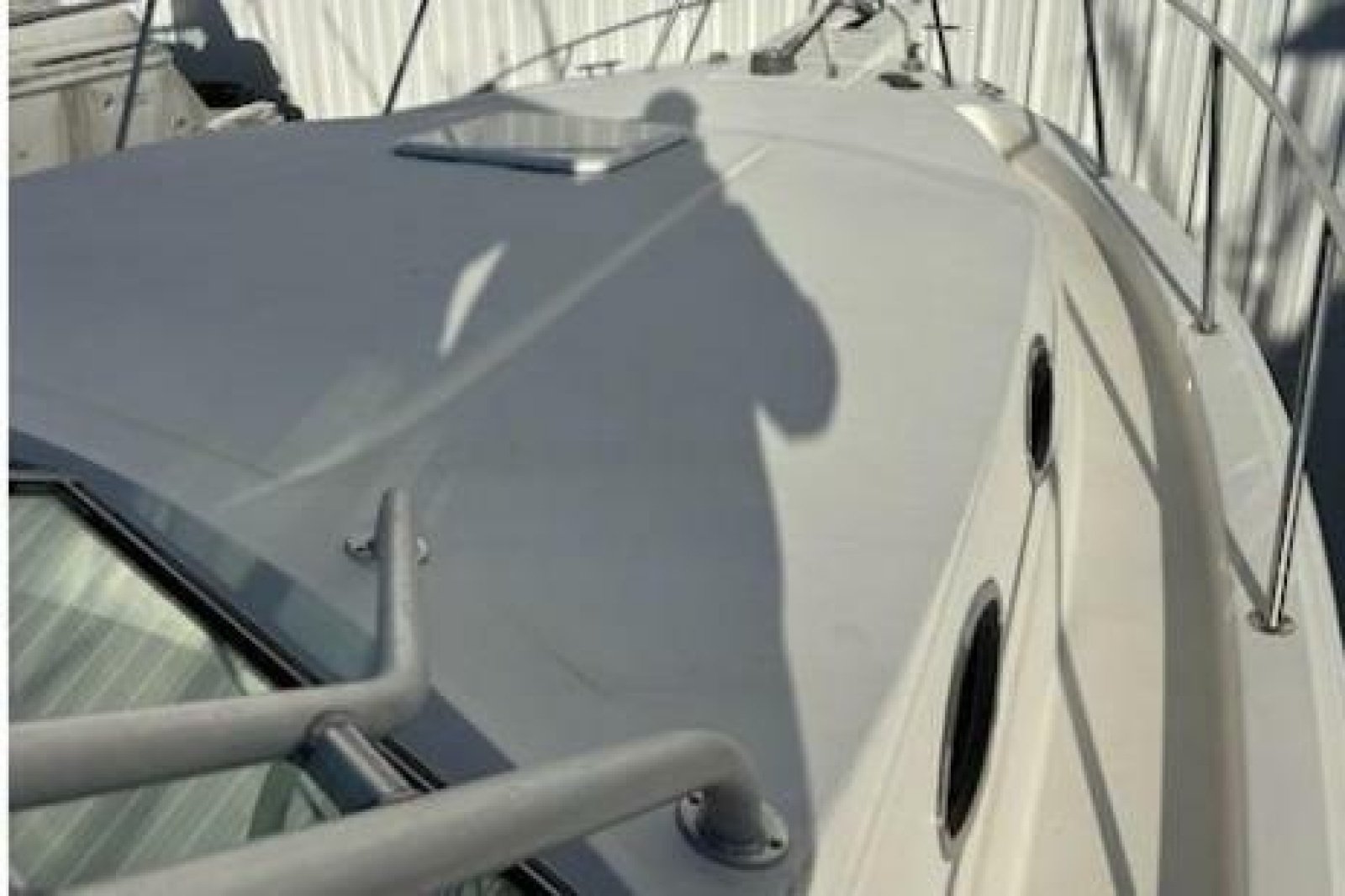 2003 Wellcraft 330 Coastal