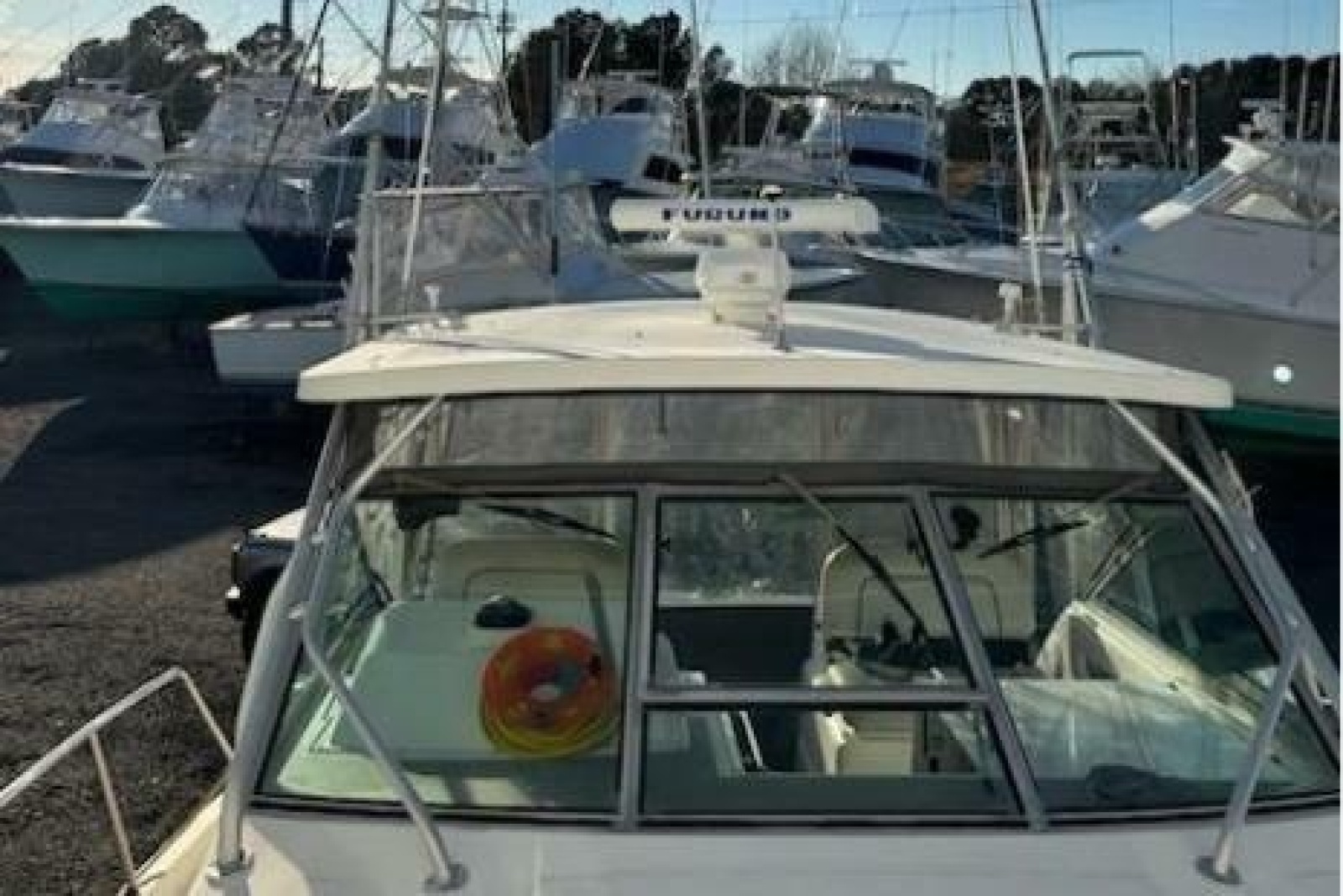 2003 Wellcraft 330 Coastal