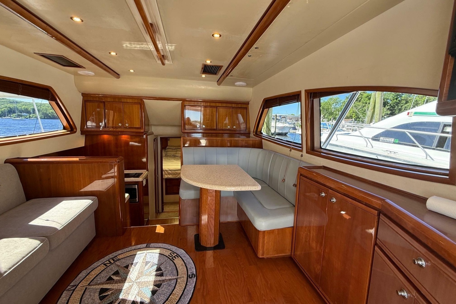 2002 Bertram 390 Convertible