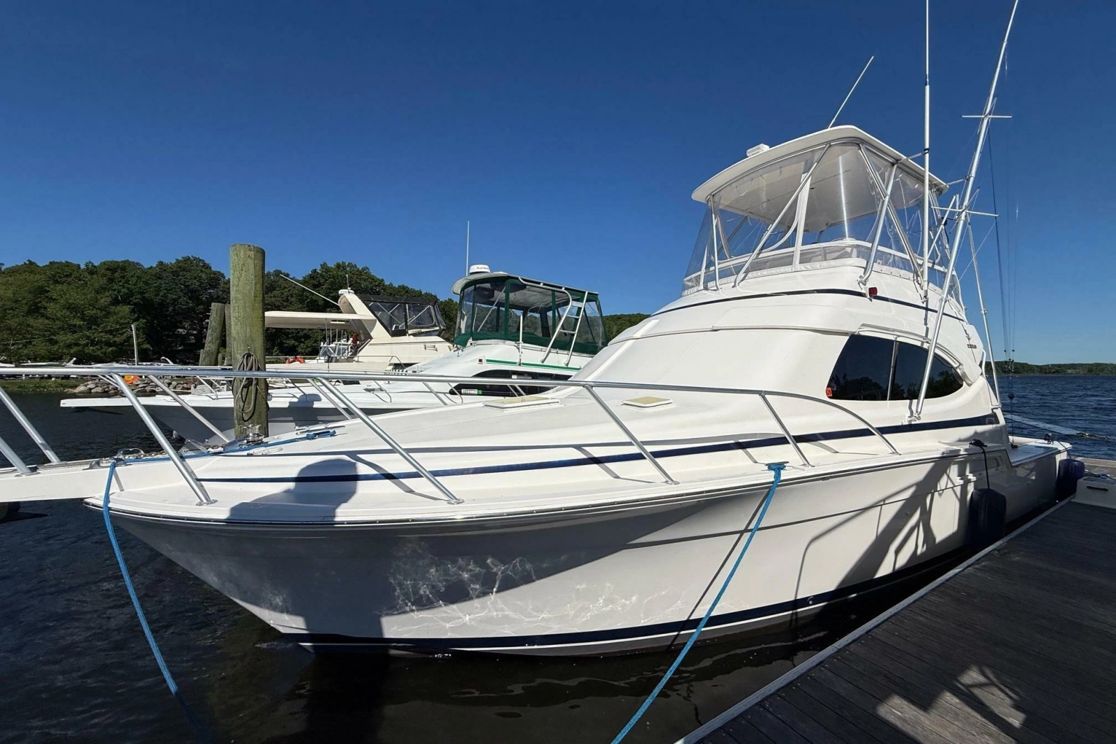 2002 Bertram 390 Convertible