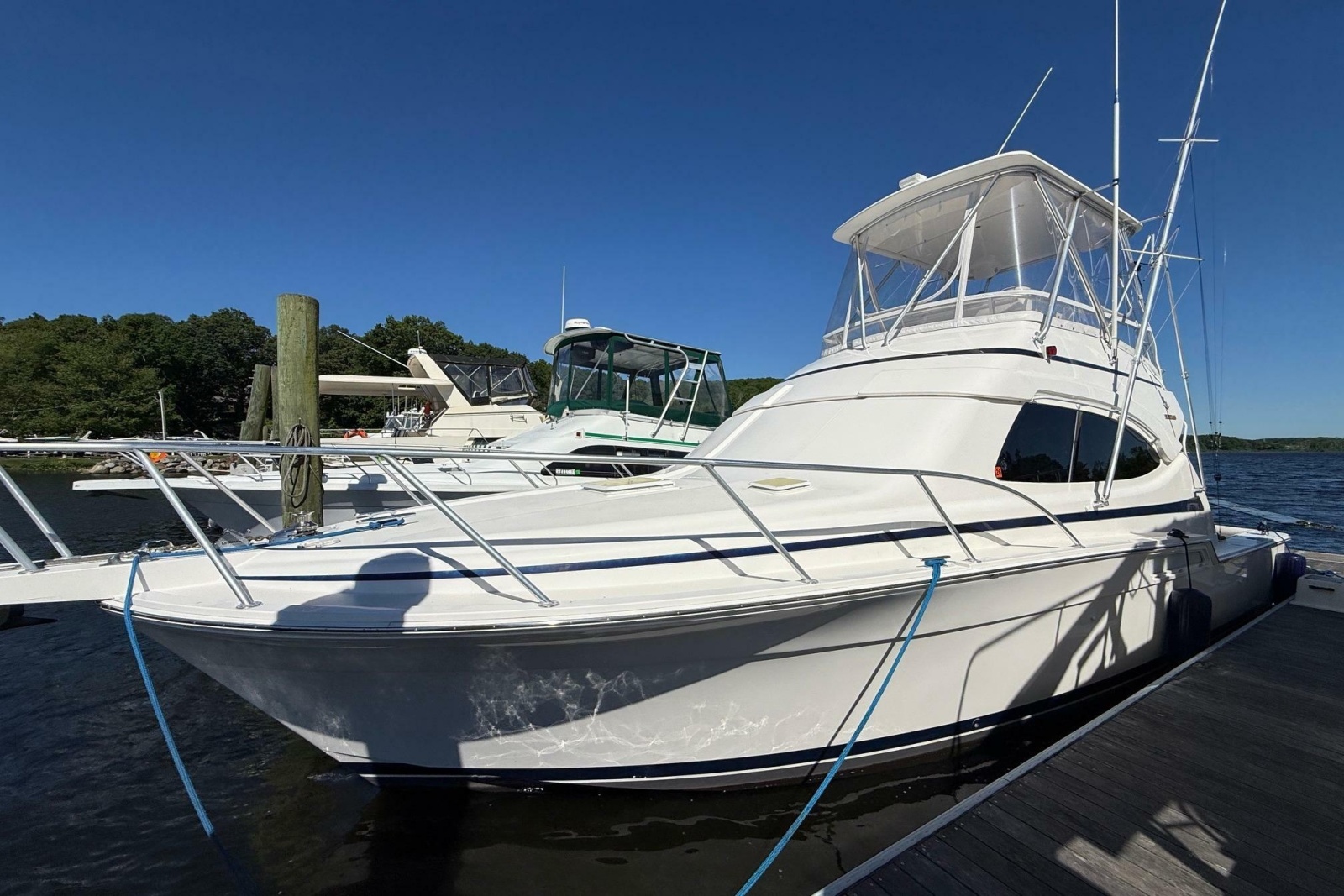 2002 Bertram 390 Convertible