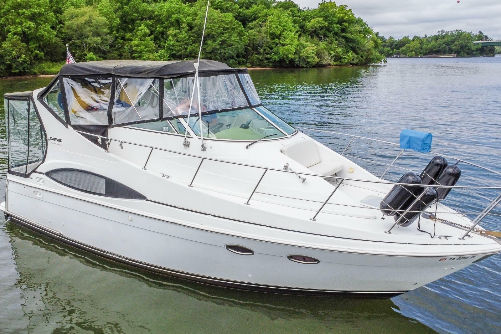 2002 Carver 350 Mariner