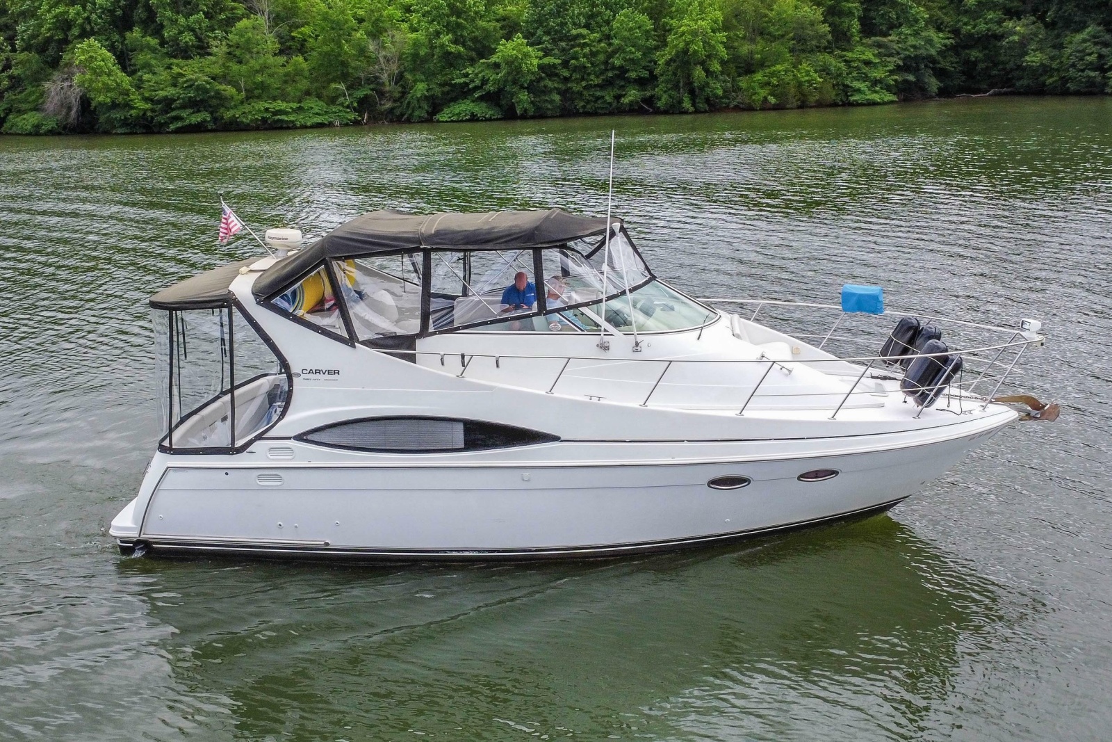 2002 Carver 350 Mariner